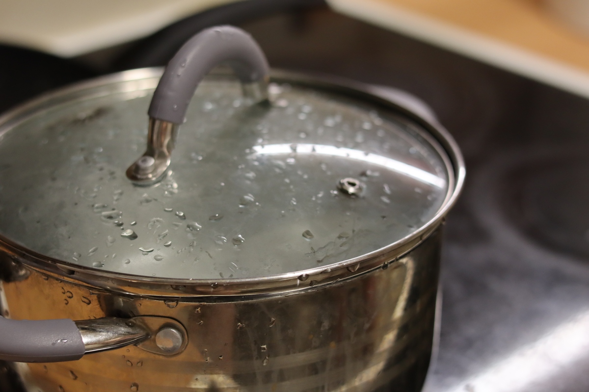 烧水壶煮面条？安全、美味、实用全方位解析！