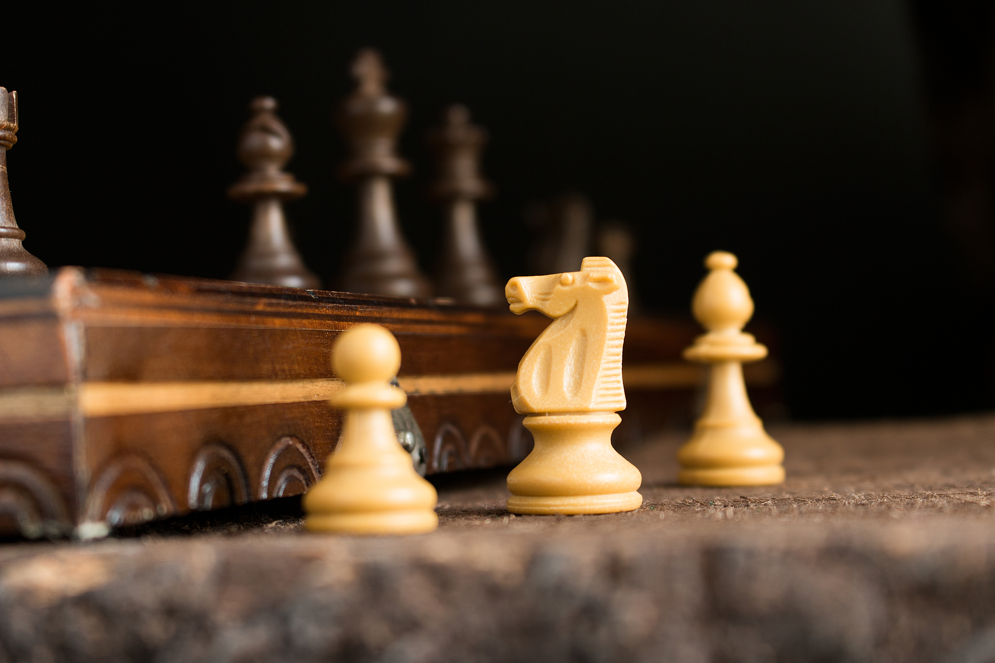 三金西瓜霜作为象棋出战病痛