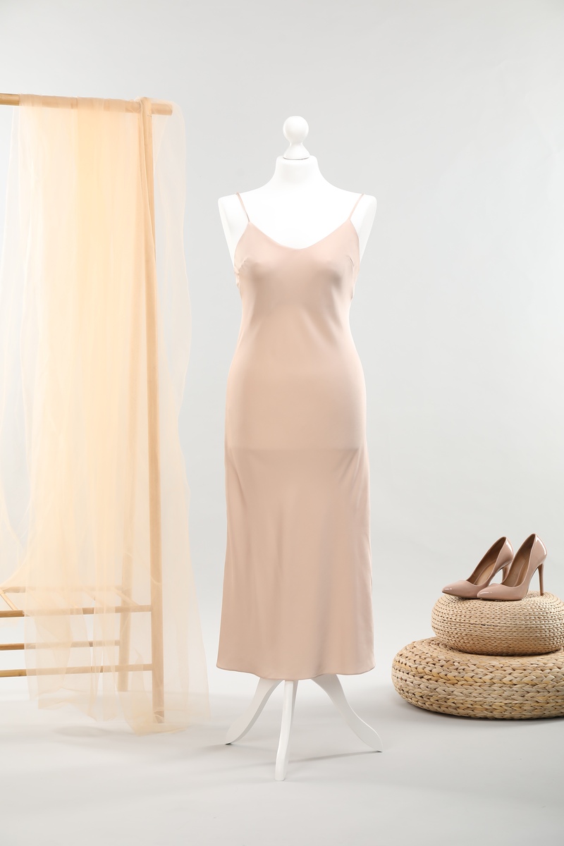 Round Neck Sleeveless Knee-Length Dress: Customer Reviews & Feedback