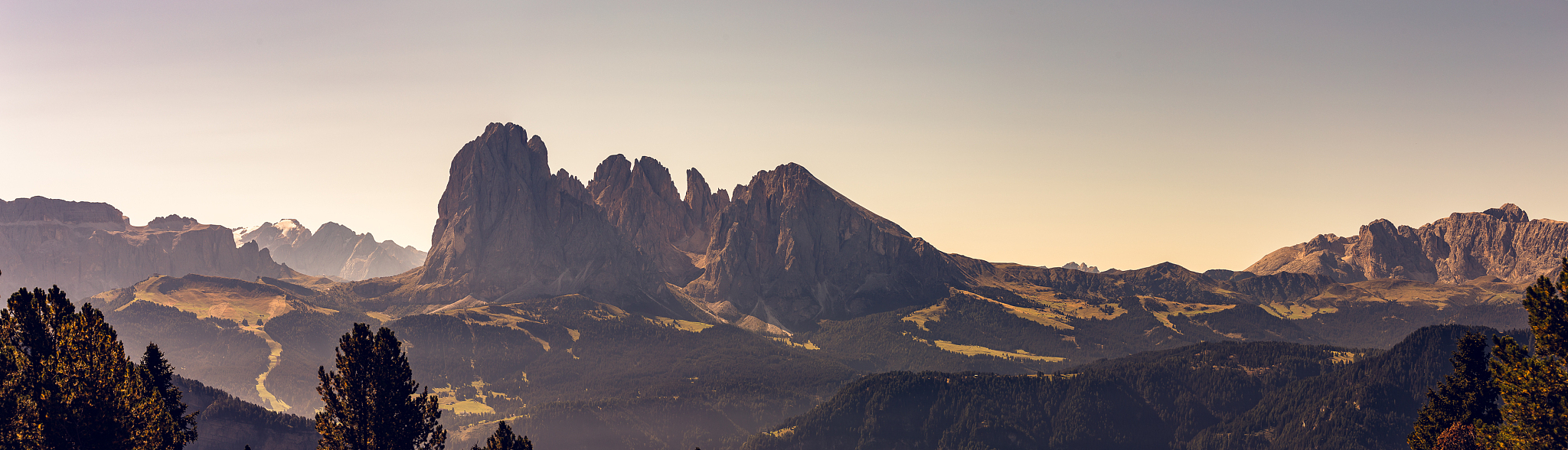 西安旅游汽车职业中等专业学校2019年招生简章 - 培养旅游汽车行业人才
