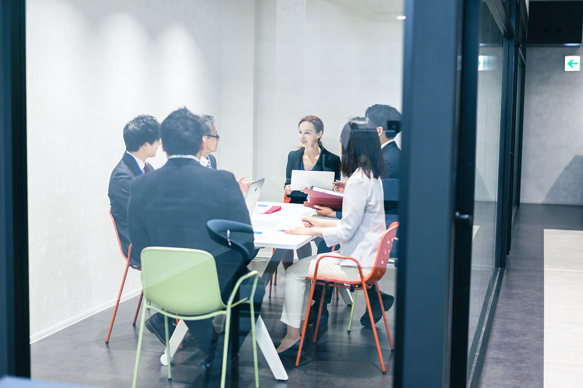 职场文化对品牌形象的影响：如何塑造强大的品牌力量