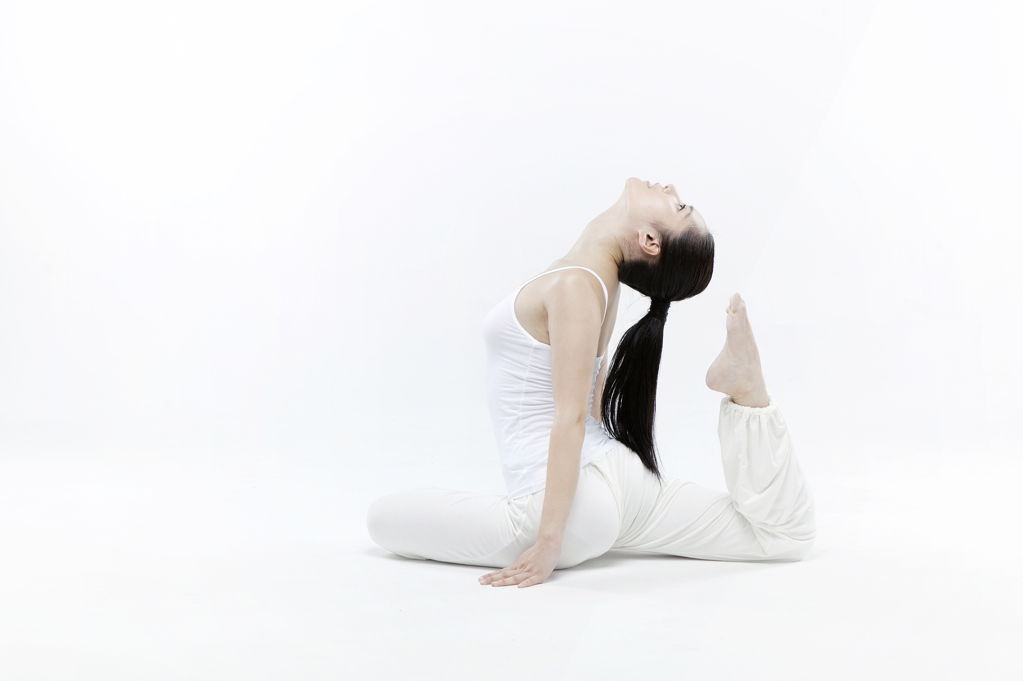 流瑜伽教学指南：提升身体柔韧、平衡与力量的练习