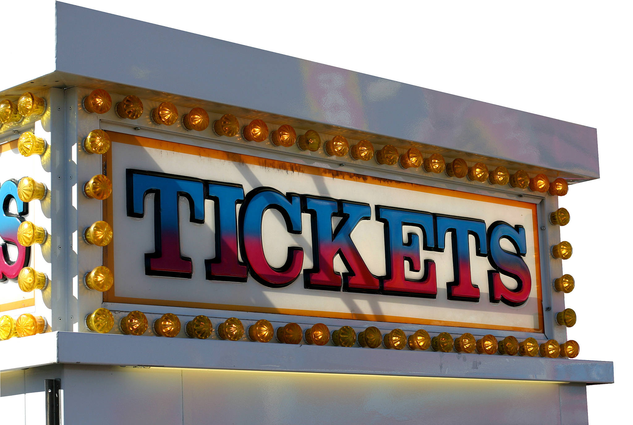 攀枝花经贸旅游学校2020重点专业设置 - 培养具有实践能力和创新精神的人才