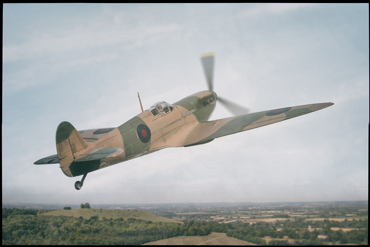 雅克-141 战斗机 空重 - 探索苏联 VTOL 战斗机