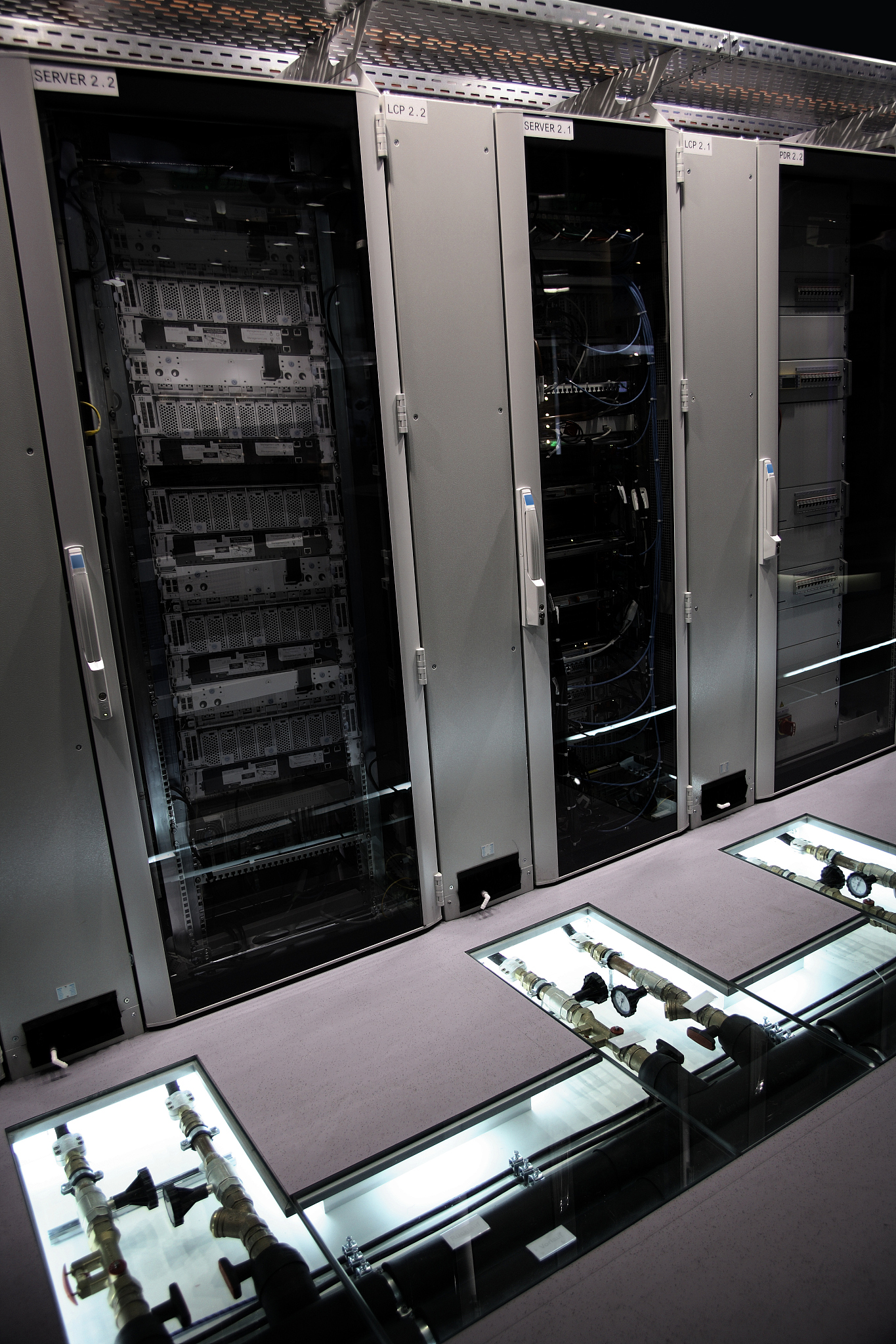 六盘水西南计算机职业技校2022年招生简章 - 招生对象、专业、流程