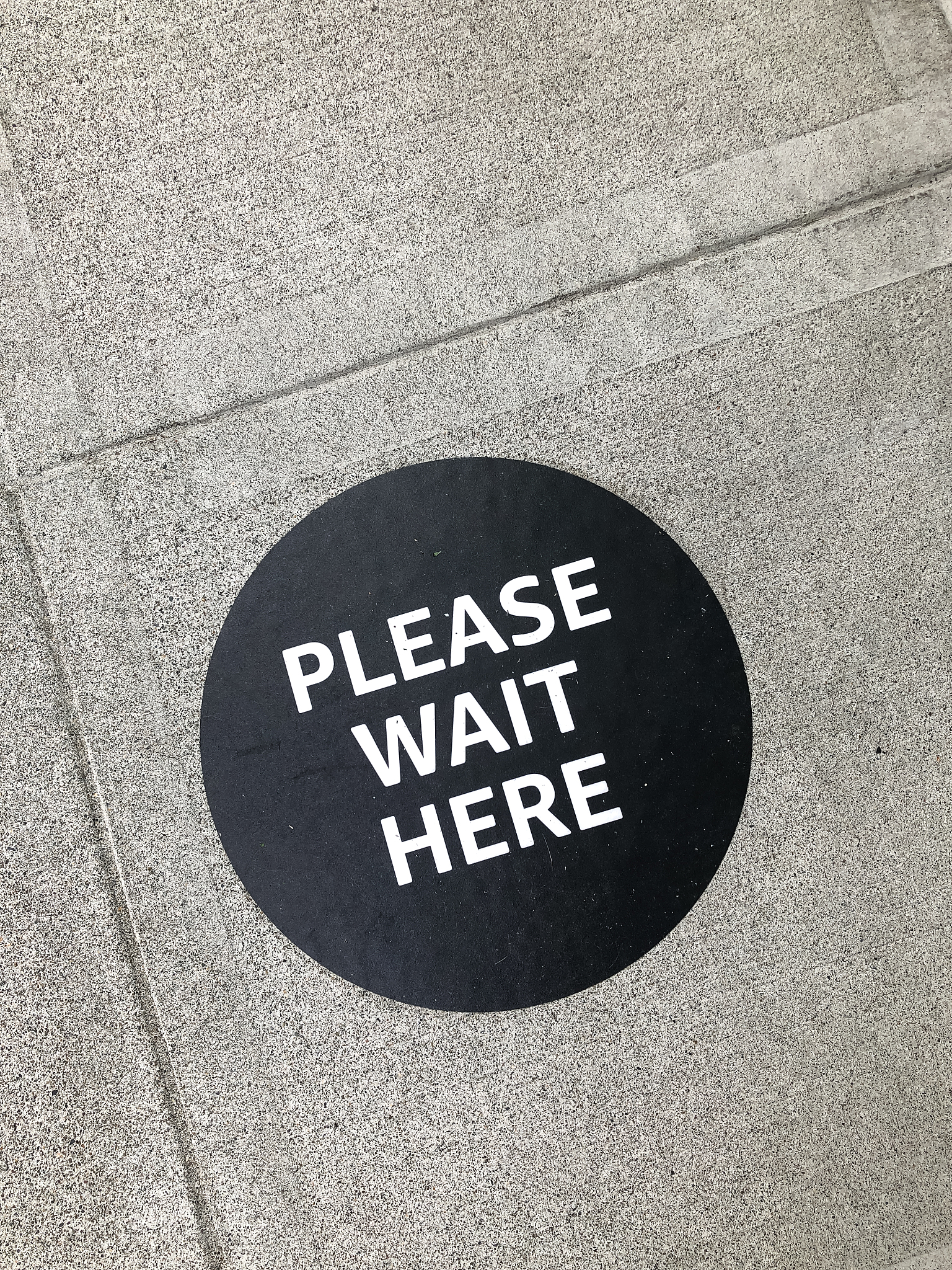 独立日圆领宽松短袖物流设计日常生活等方面英语描述20条