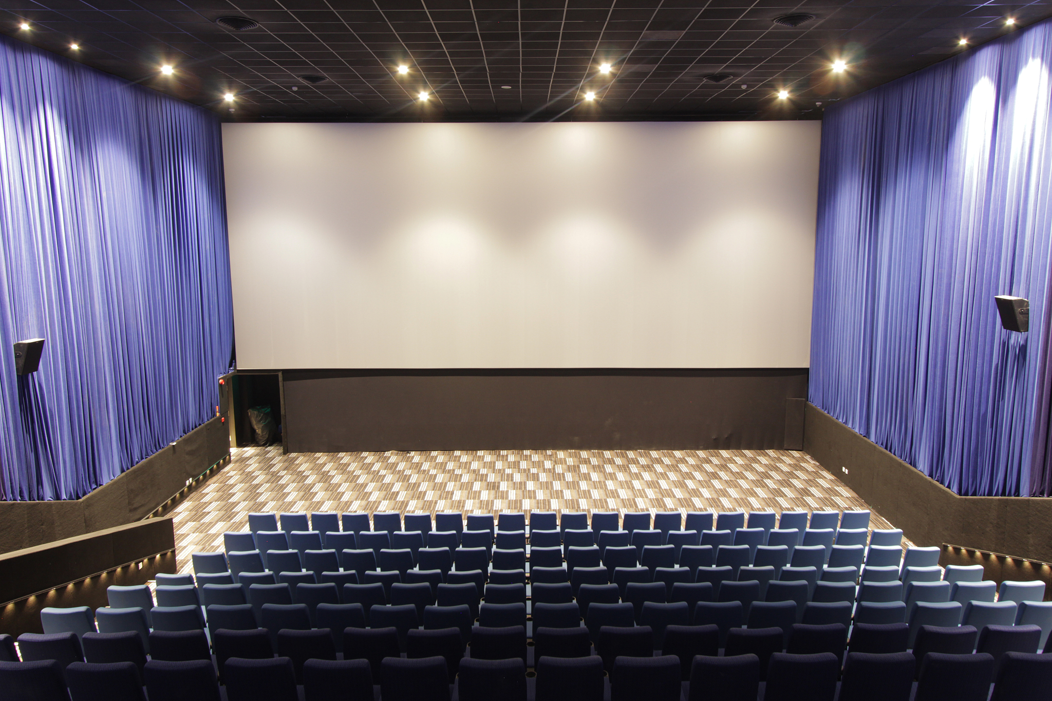 重庆工商职业学院广播影视节目制作专业招生：探索娱乐产业的精彩世界