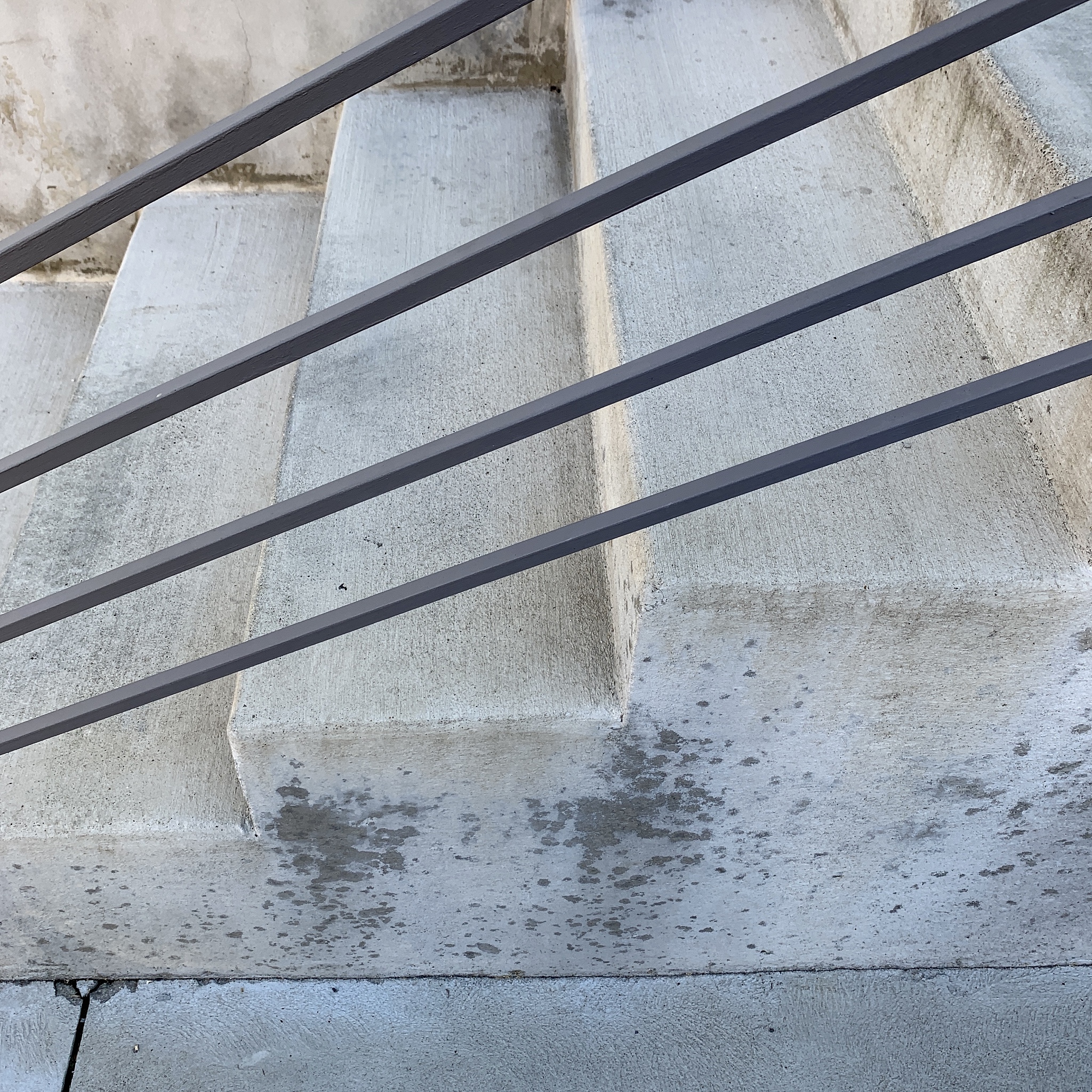 什么是高性能混凝土？简述高性能混凝土的配制技术要点。什么是纤维混凝土？简述纤维混凝土的类型。