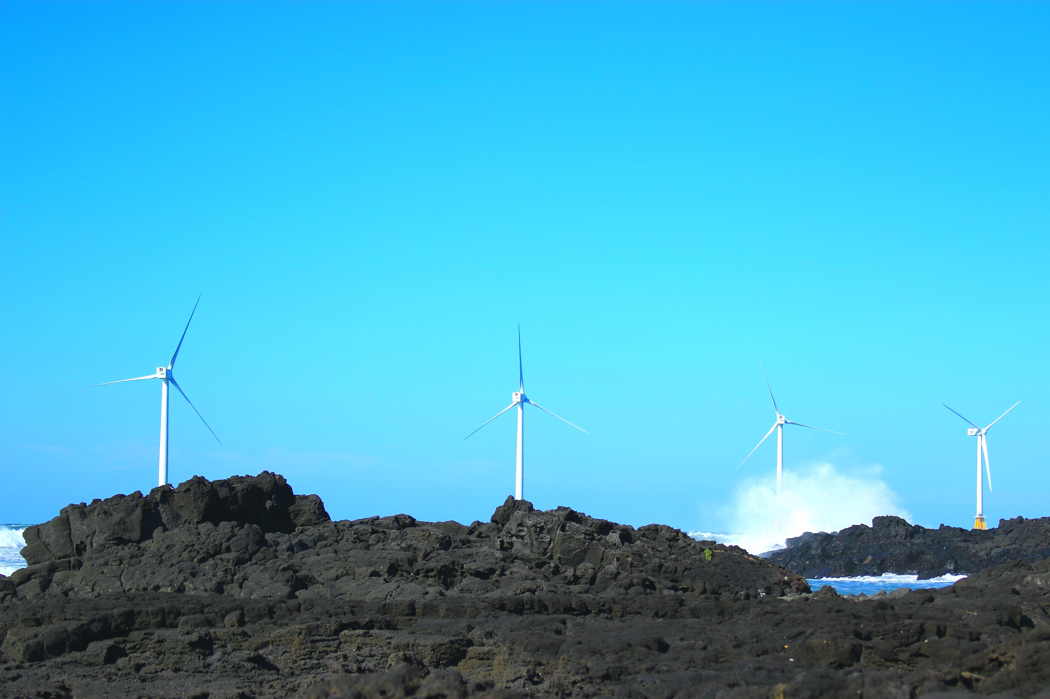 shinchang wind farm, wind turbine, sea, wind, clean energy