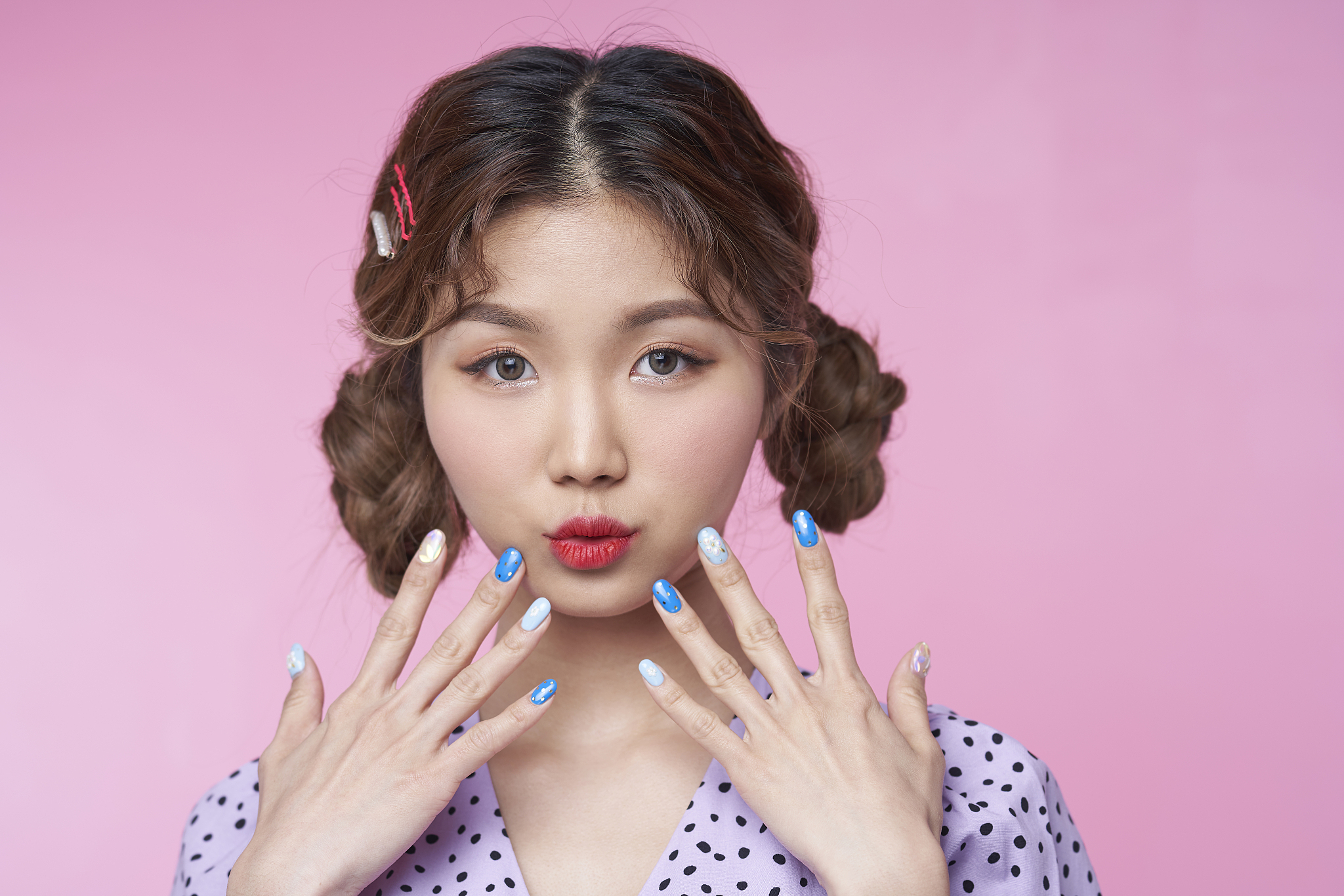 化妆自拍分享：今天美美的，快来欣赏！