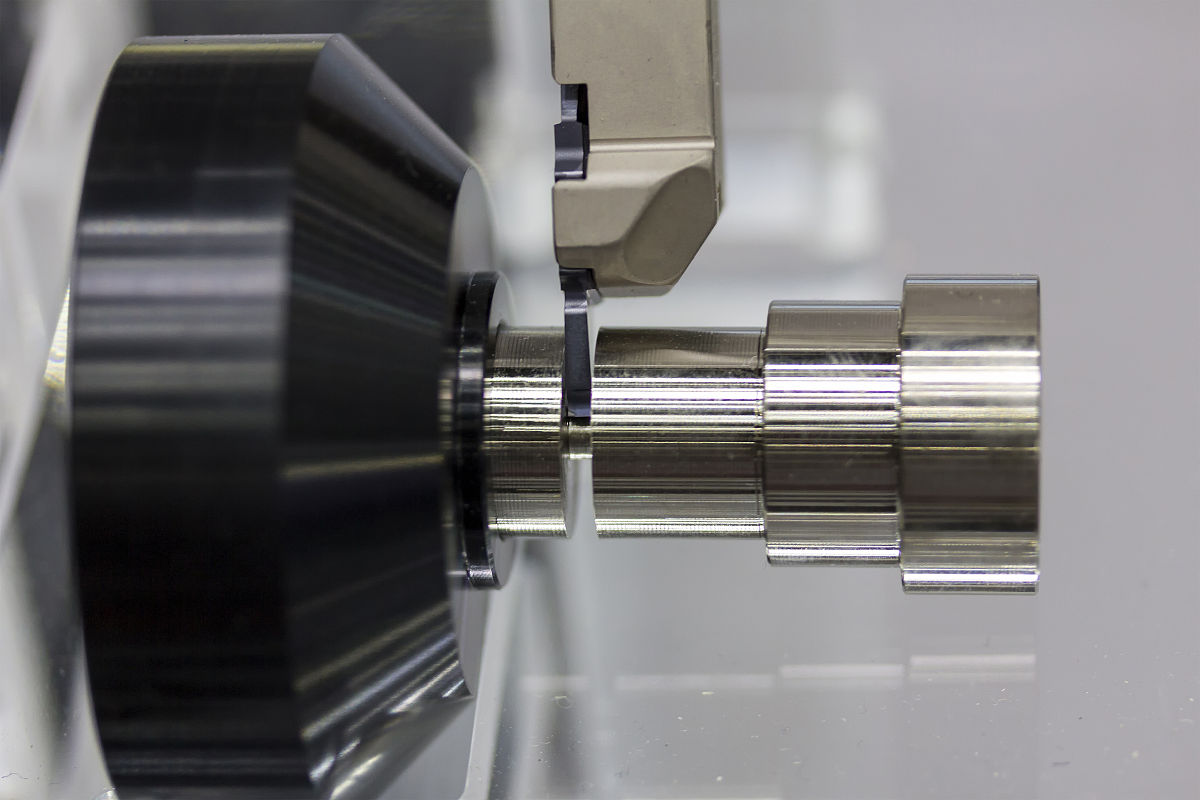 数控200镗床108mm刀杆口径：BT50/CAT50刀柄选择指南