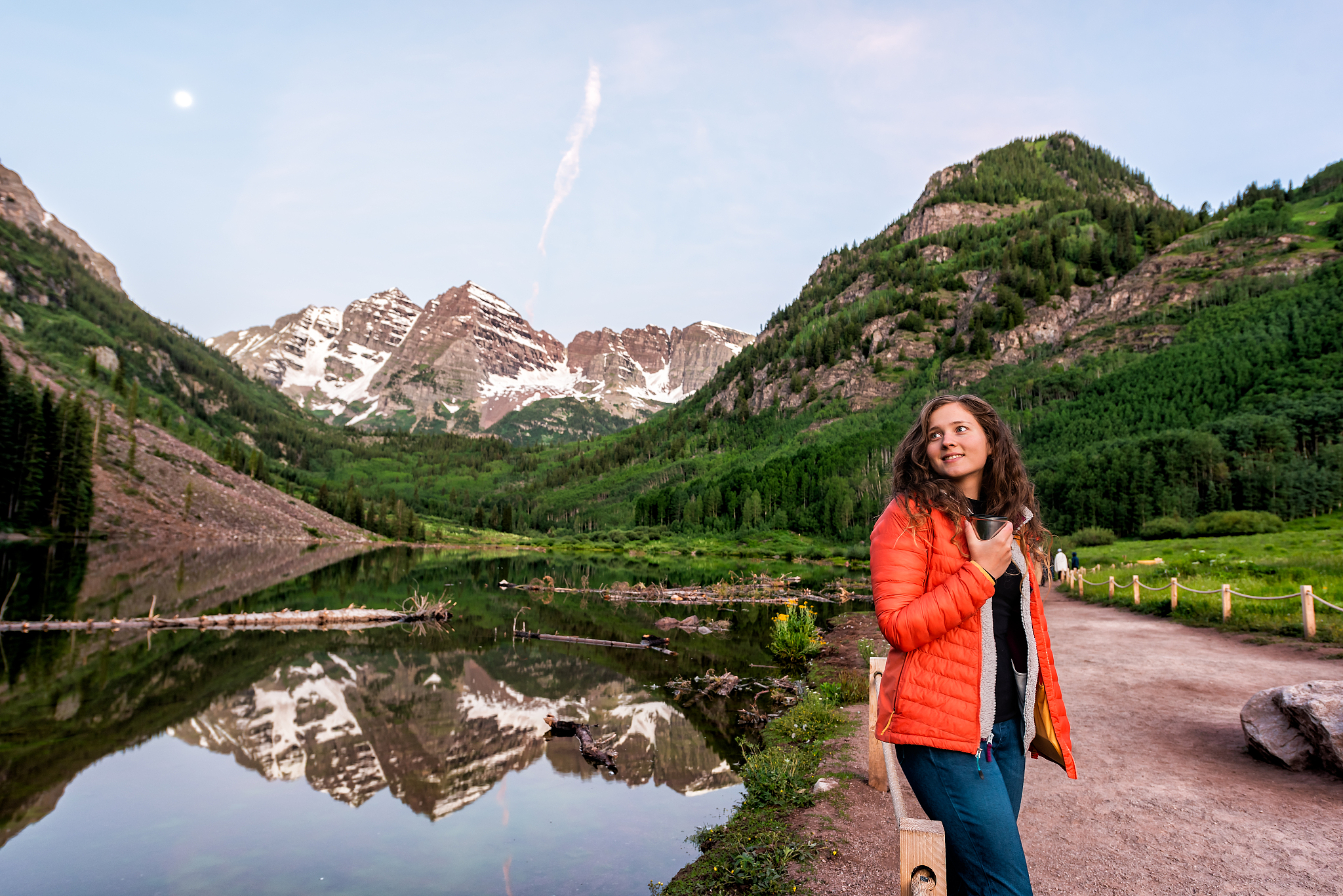 maroon bells in aspen, colorado at blue hour in july 2019 summer