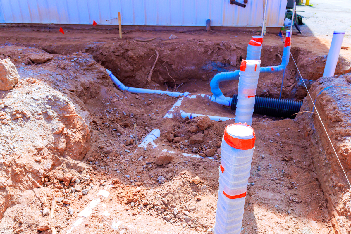 1绪论11研究背景12研究意义13研究内容与方法14国内外研究现状2 顶管技术概述21顶管技术的施工原理22顶管技术的施工优势23顶管技术的施工注意事项3 影响顶管技术在城市排水管道施工中应用的因素31顶力大小32管道材质33工作坑的质量4顶管技术在宝塔区城市排水管道施工中的应用分析41推广的必要性和可行性42推广过程中可能遇到的问题和挑战43施工应用建议431测量、纠偏控制432顶管出洞433减