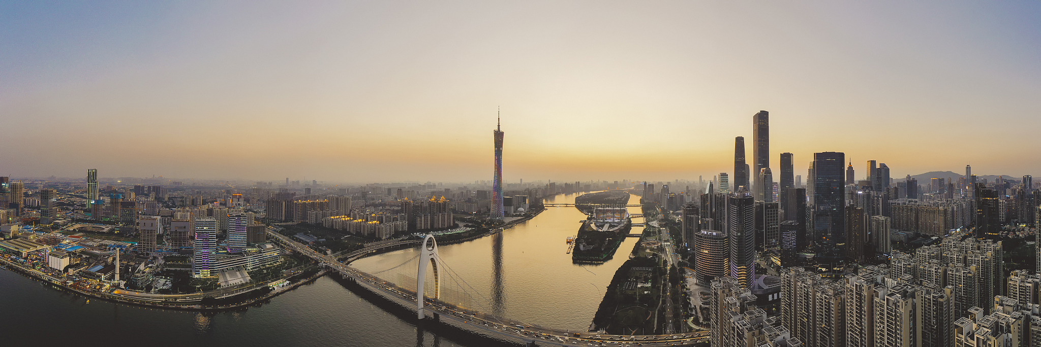 广东省旅游商务职业技术学校2023年招生简章-师资雄厚,设施完备!