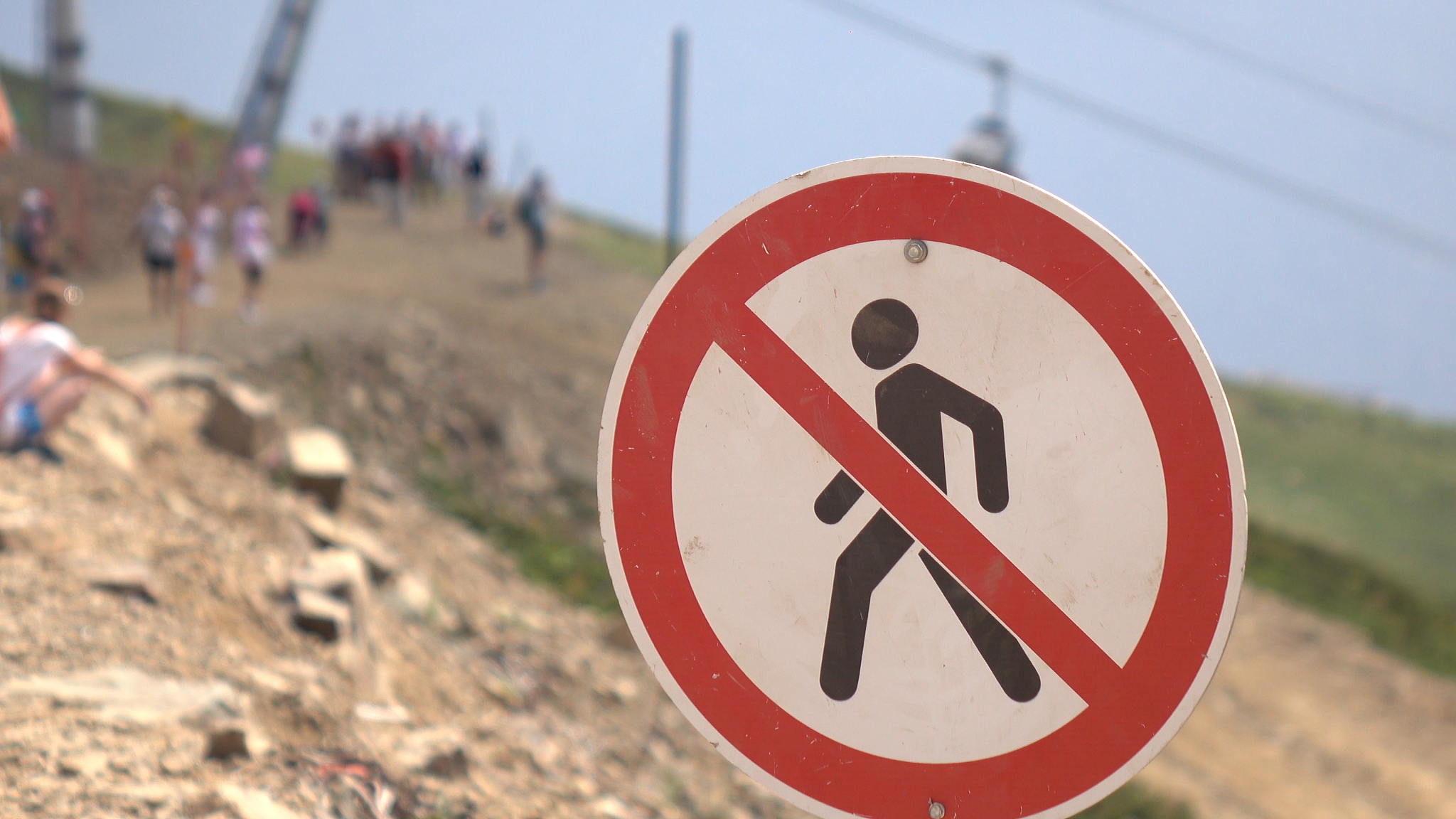 阐述1500字：IS公司IT技术人员绩效考核流程设计存在问题