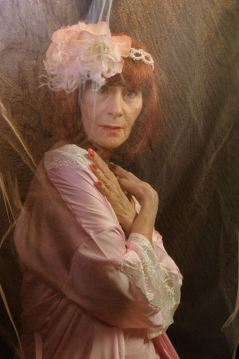 1500字鉴赏名画The blind girl论文