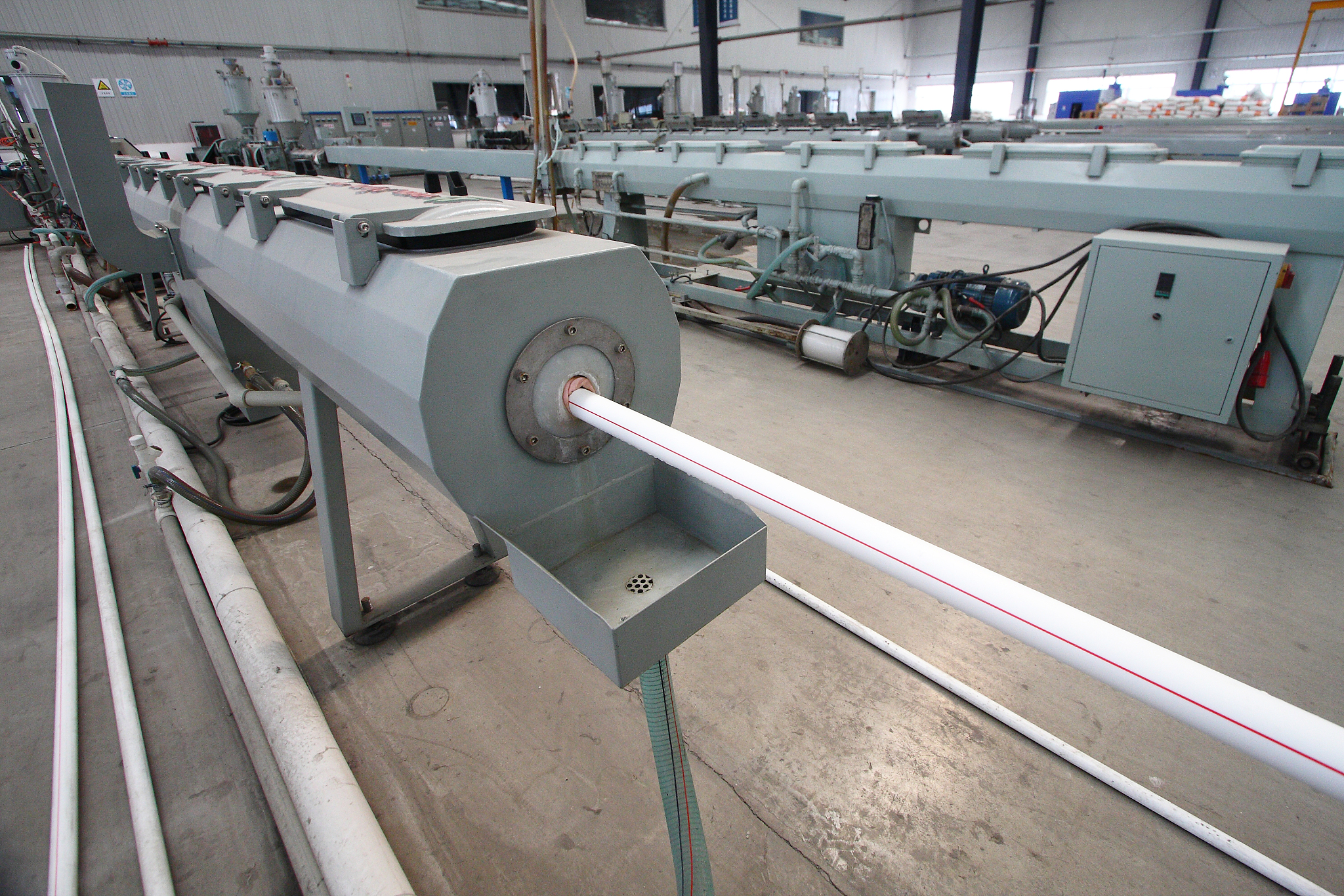 PVC 管材定型方式