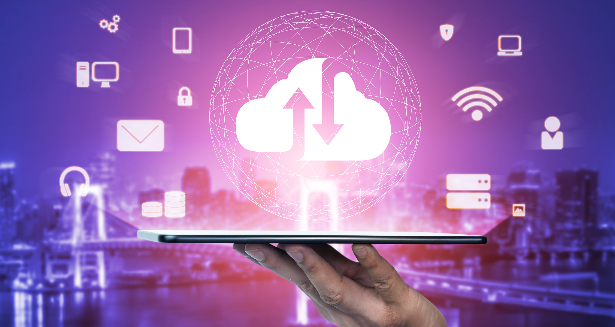 cloud computing technology and online data storage for global da