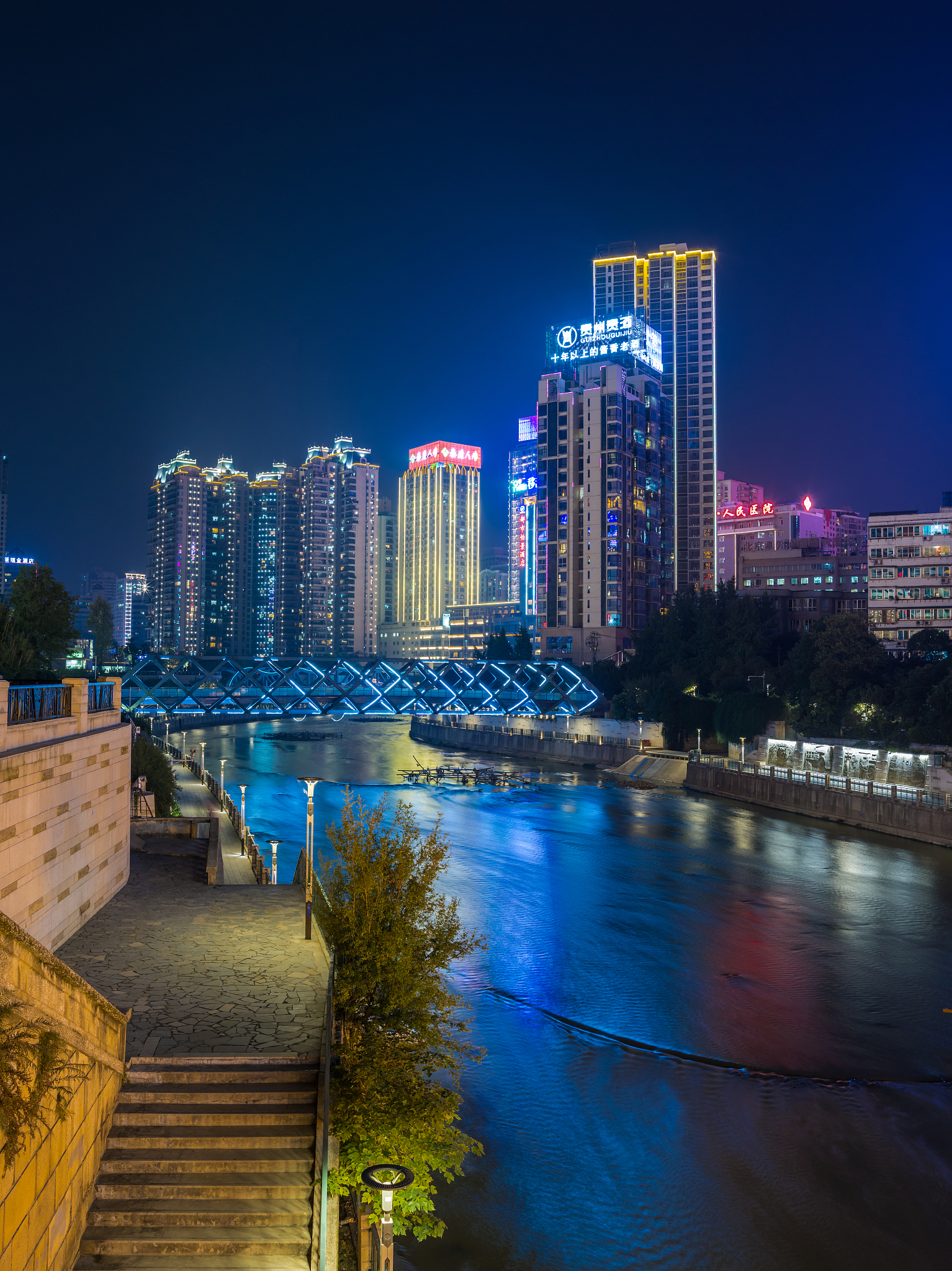 贵阳市护理学校护理专业就业前景分析 - 值得选择吗？