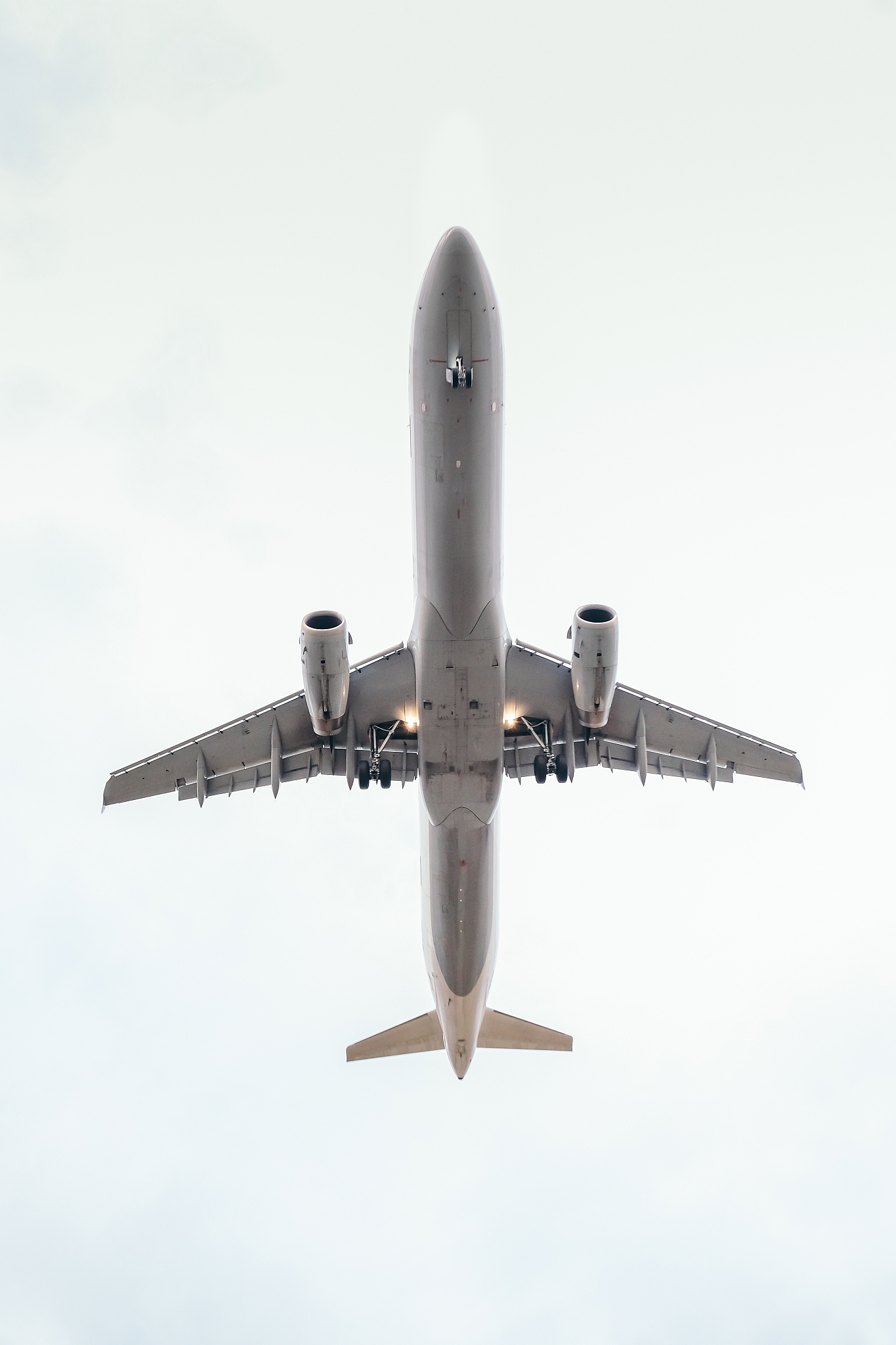 成都市机电工程学校航空系专业方向详解 - 培养航空工程技术人才的摇篮