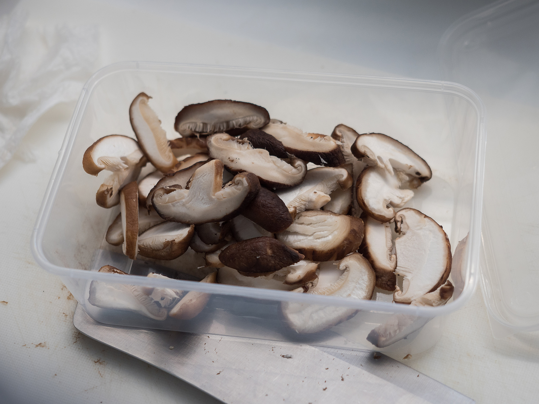 隔夜菌子能吃吗？保存方法和注意事项