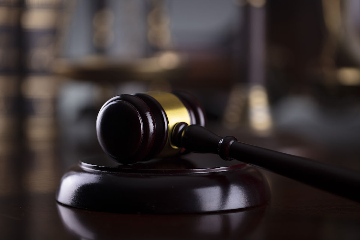 如何选择刑事律师？资深律师刘校逢为您支招！