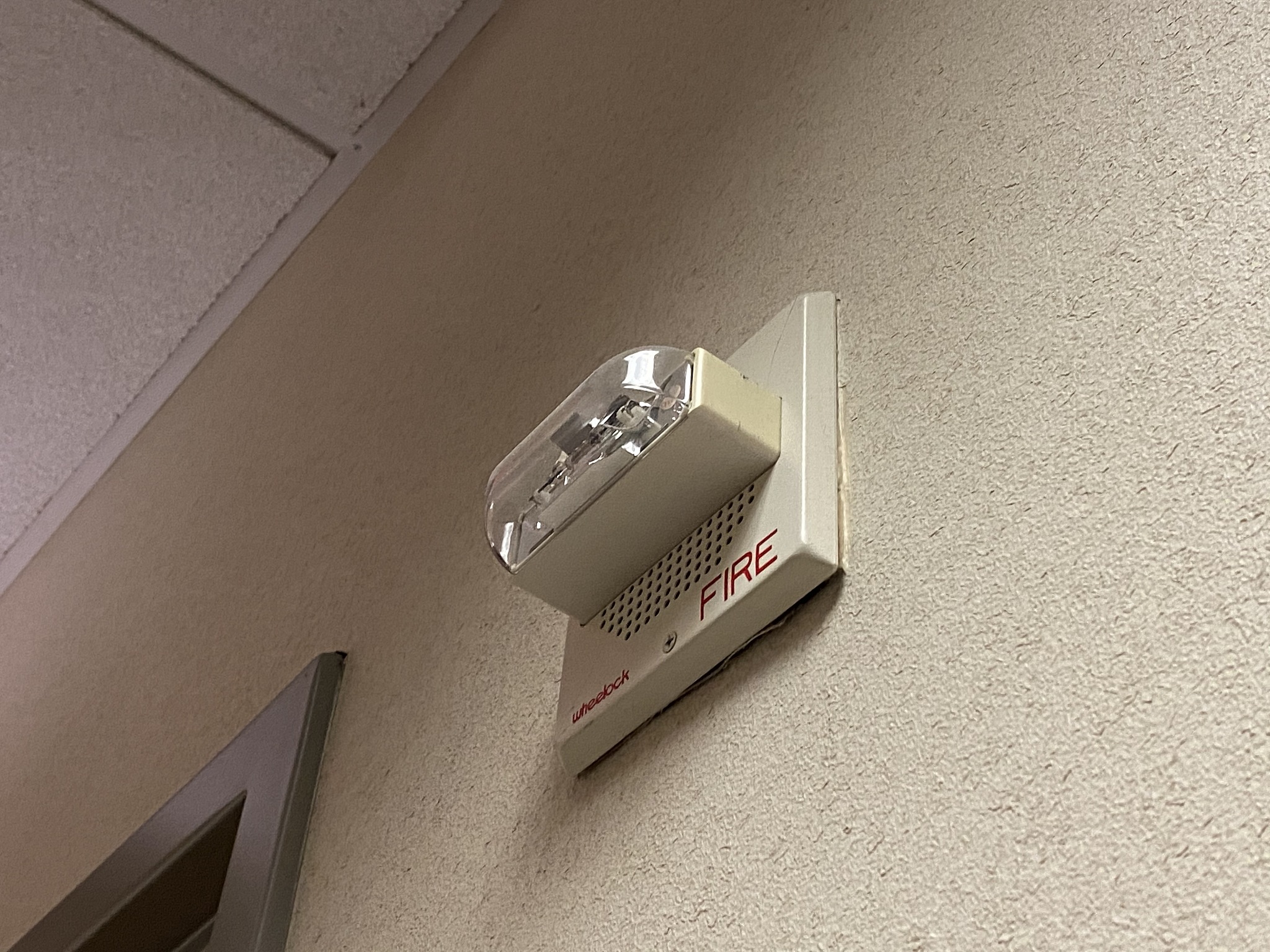 什么是“panic hardware”，应急逃生类用语，中文叫做什么