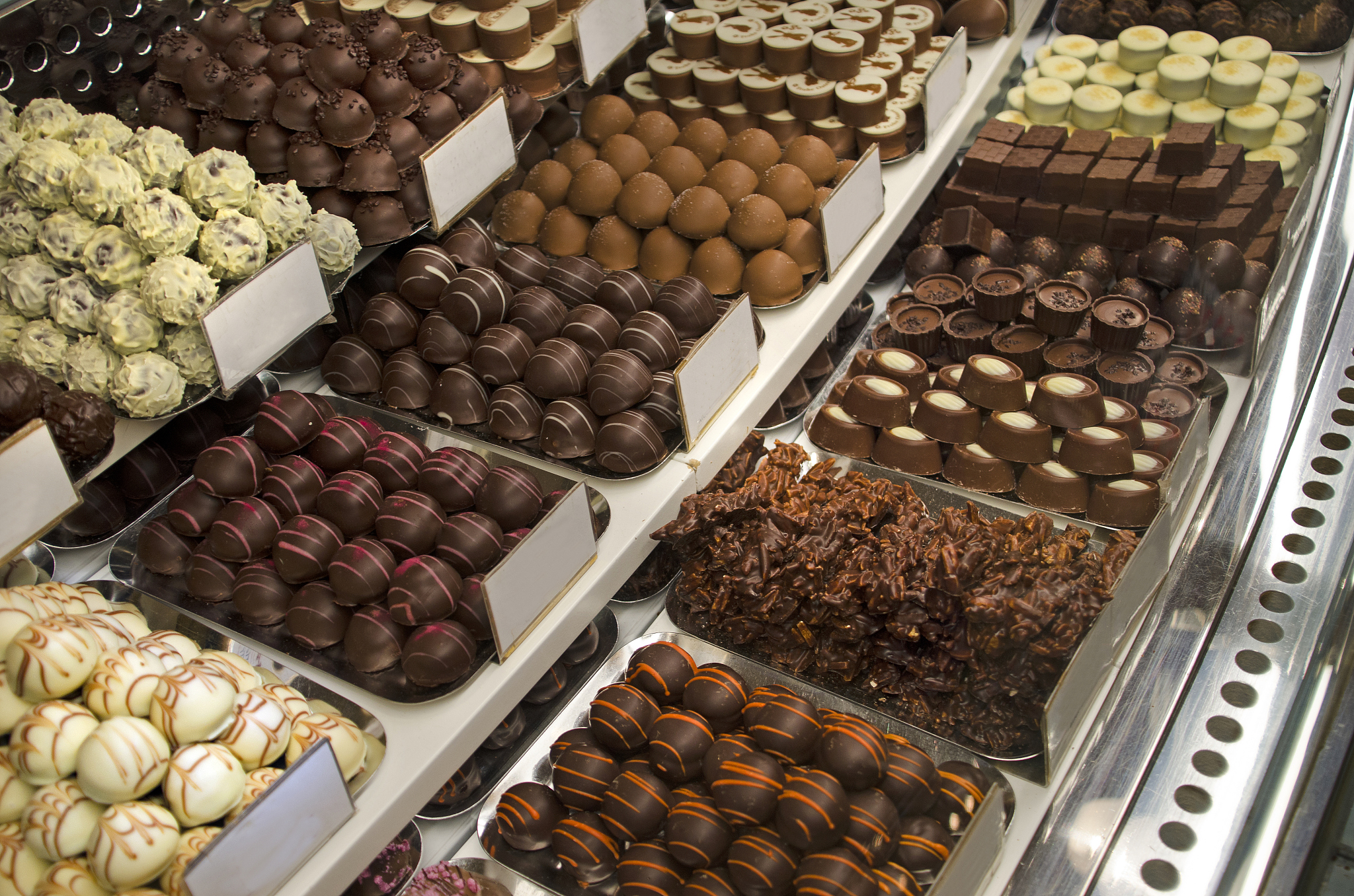 歌斐颂巧克力采购背后的故事：从可可豆到联名设计