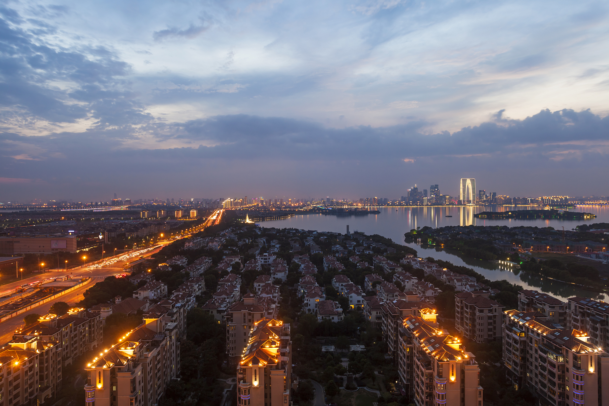 苏州金鸡湖夜景