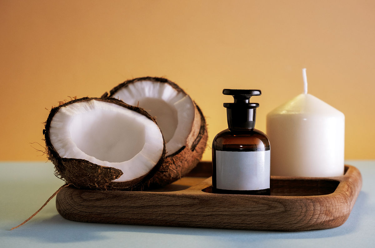 请翻译副产物皂角等各辅料消耗、能耗等统计方式。