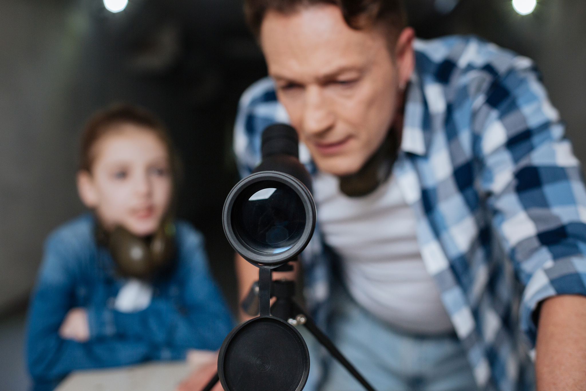 姐妹们老公不喜欢我男朋友怎么办？