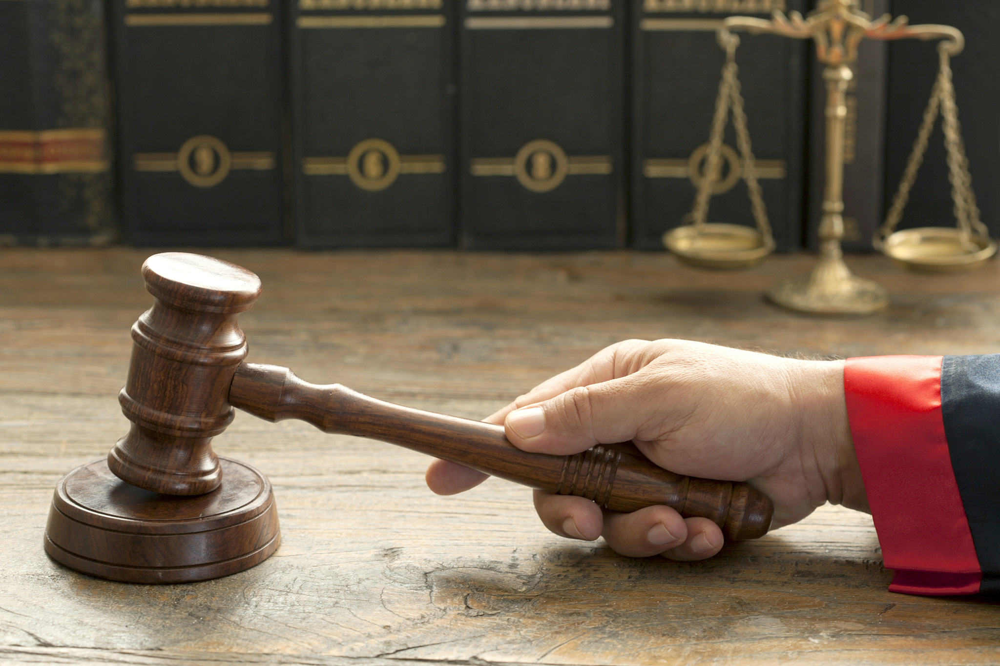 法庭审判能揭示真相吗？探究真相与审判的差距