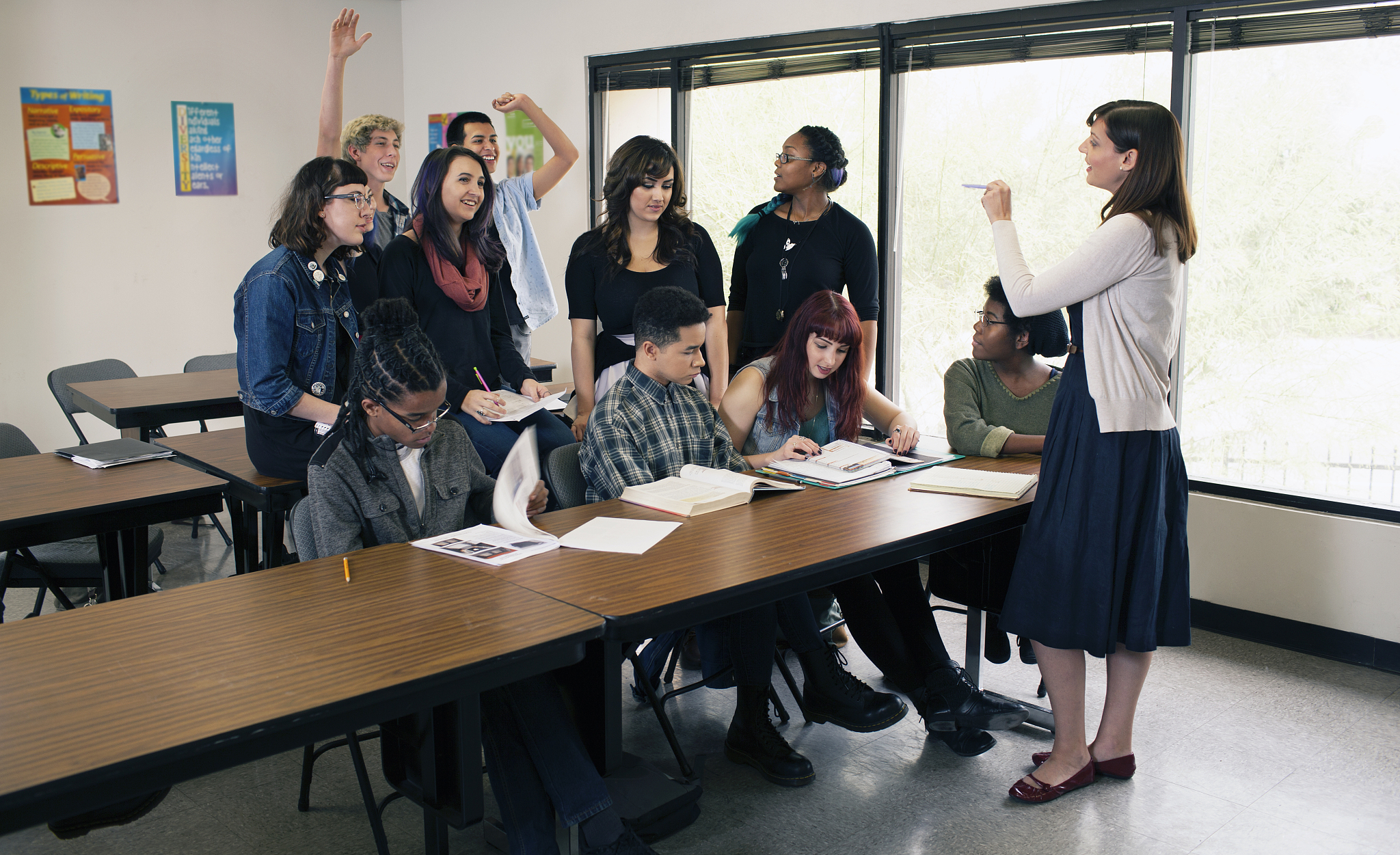 老师与学生的关系属于哪个义场？