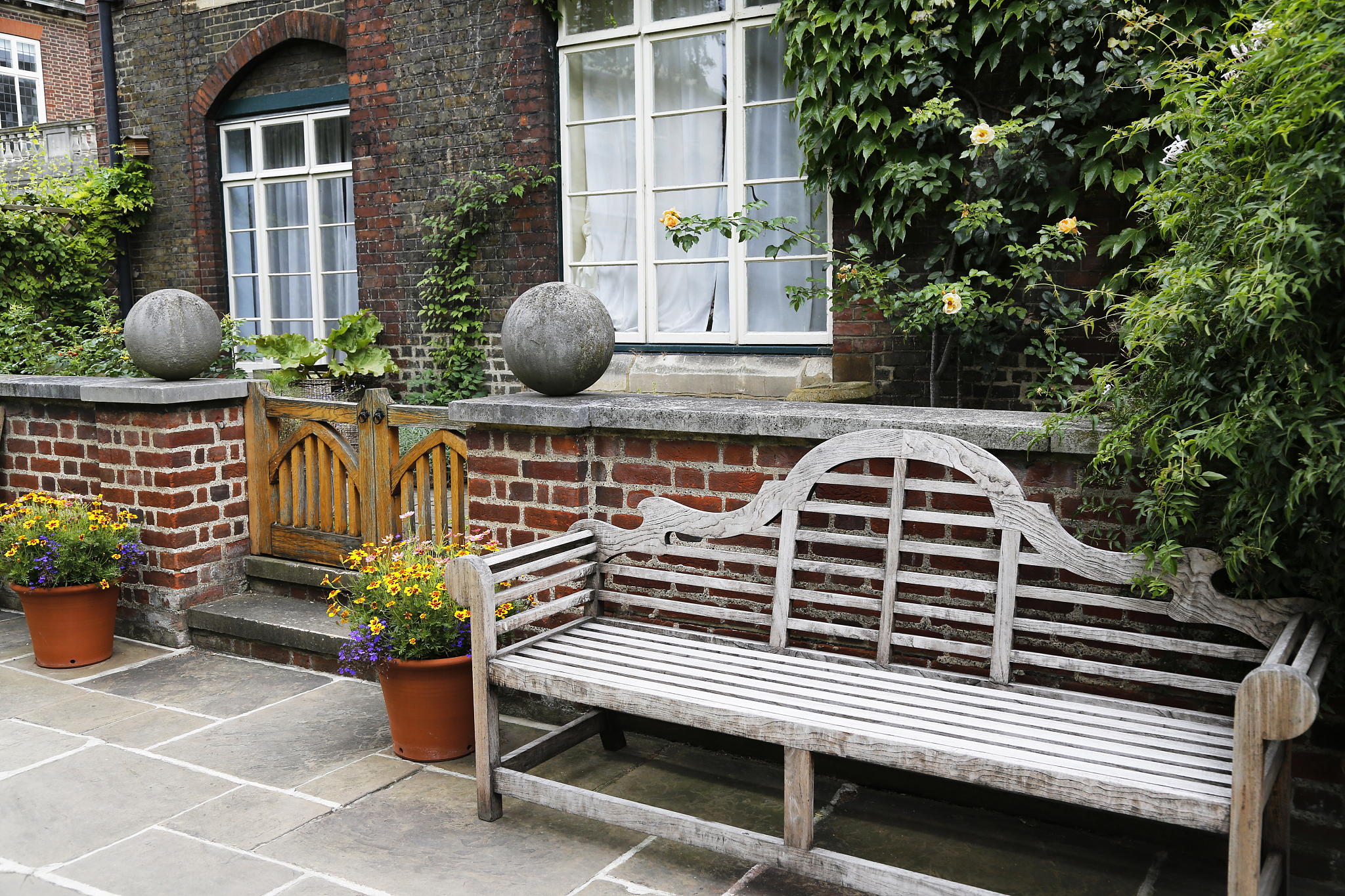 大户院子案例实拍：奢华户外家具，打造雅致生活