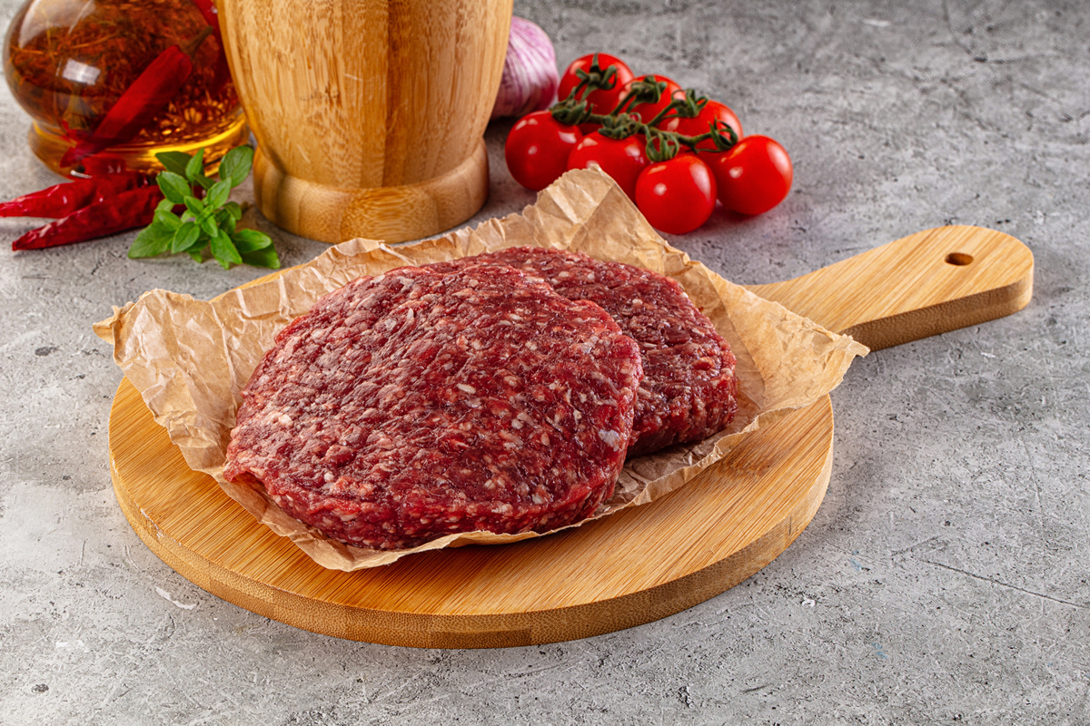 雪花牛肉口感：细腻鲜美，嫩滑多汁