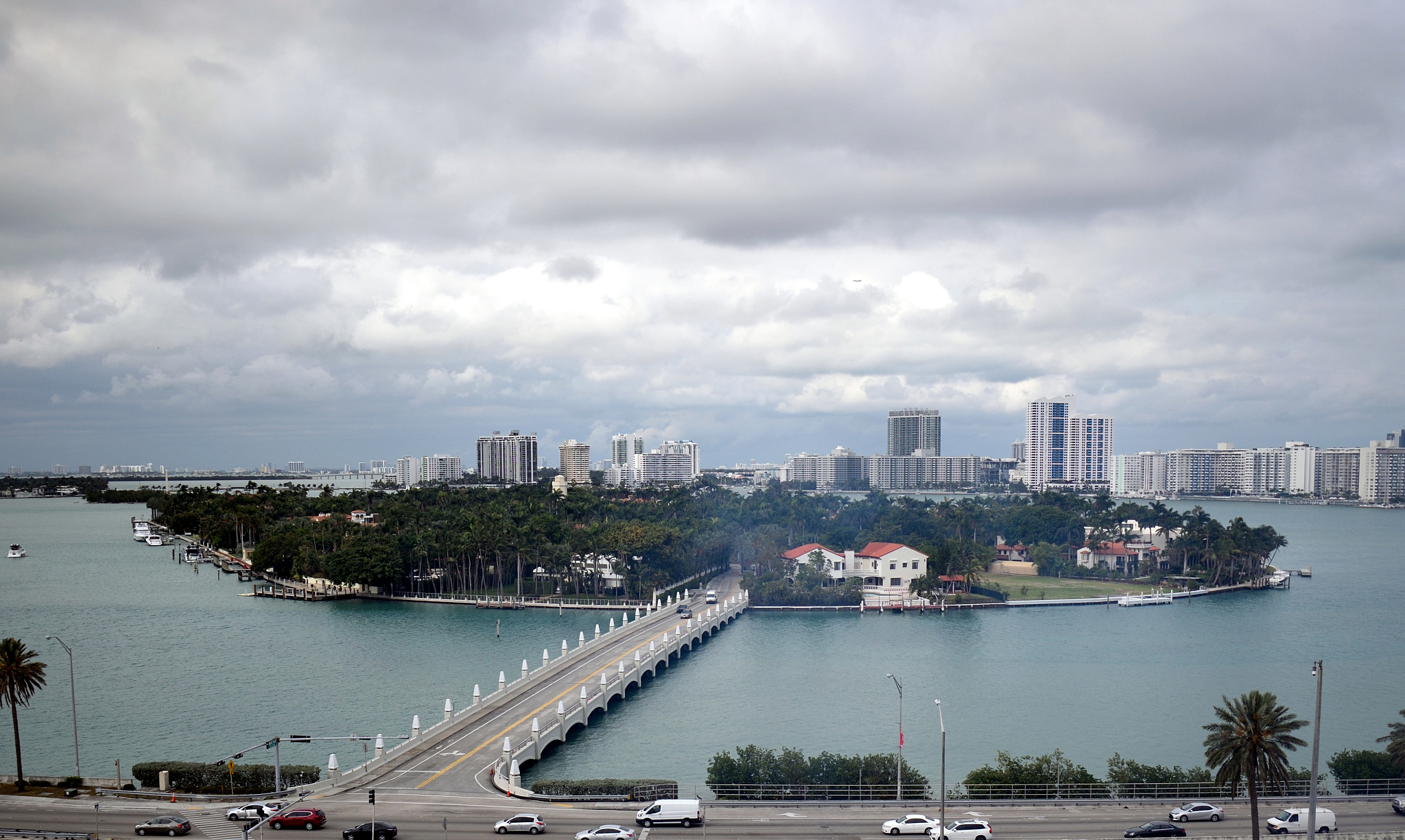 a cloudy day in miami