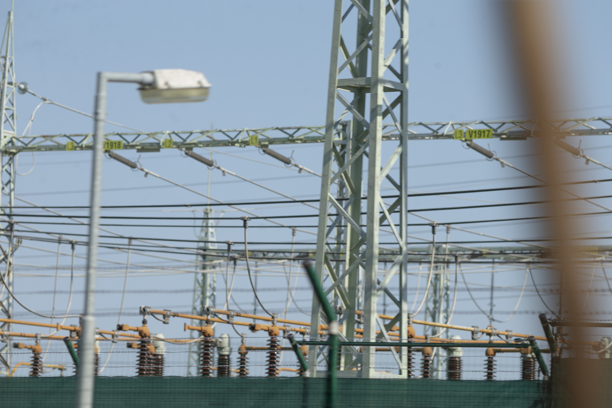 高抗设备：抗干扰能力强，保障设备稳定运行