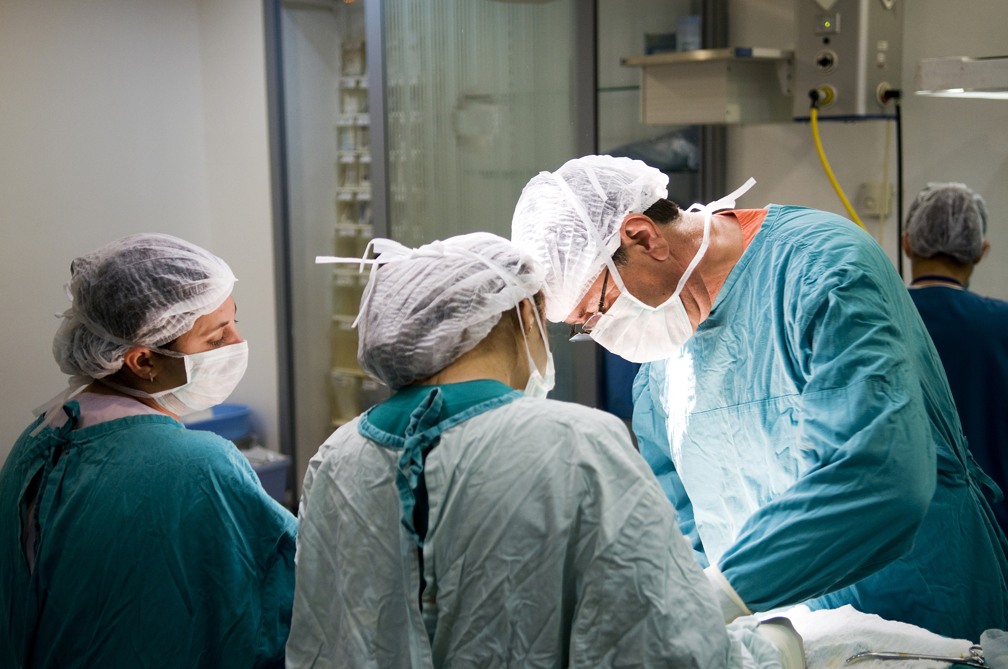 2下腔静脉滤器置入术2次下肢动脉球囊扩张成形术3次。手术分析记录及改进措施