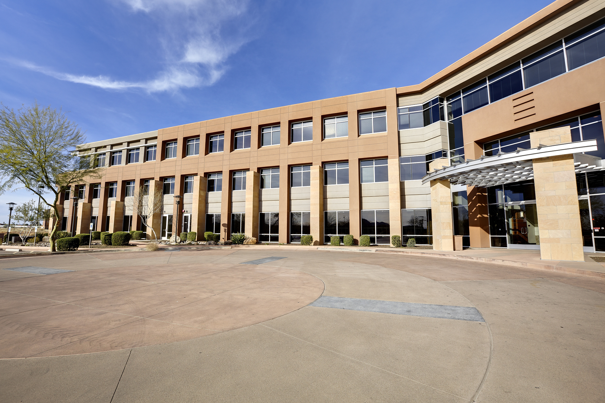 office <strong>b</strong>uilding