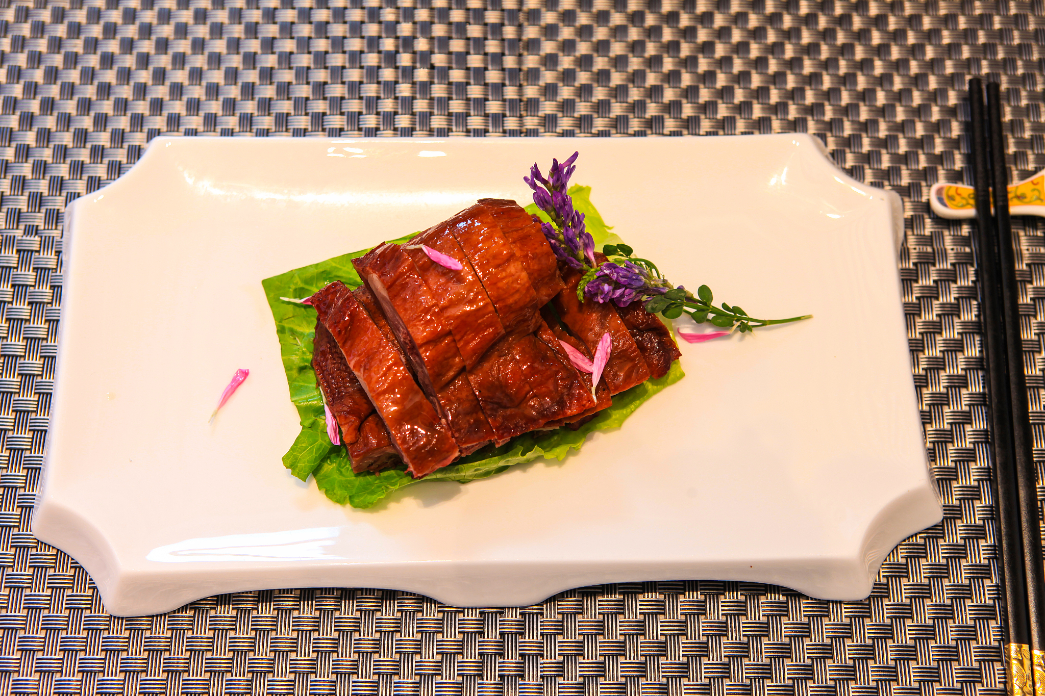 用连州星子扣肉开一家健康餐饮店给它来一个适合当地的风格特色logo名字