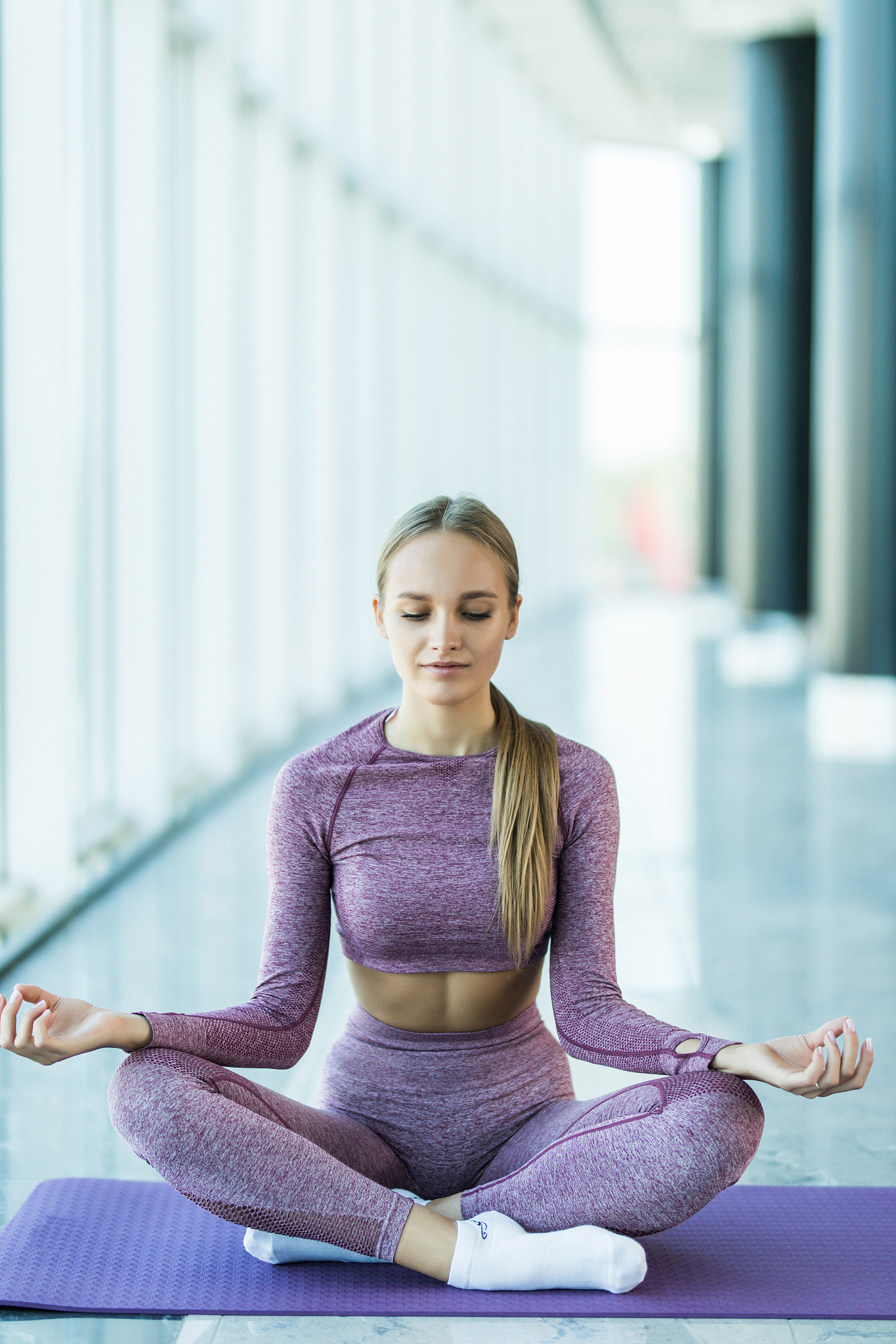 10天健身房锻炼计划：带重量级限制的训练方案