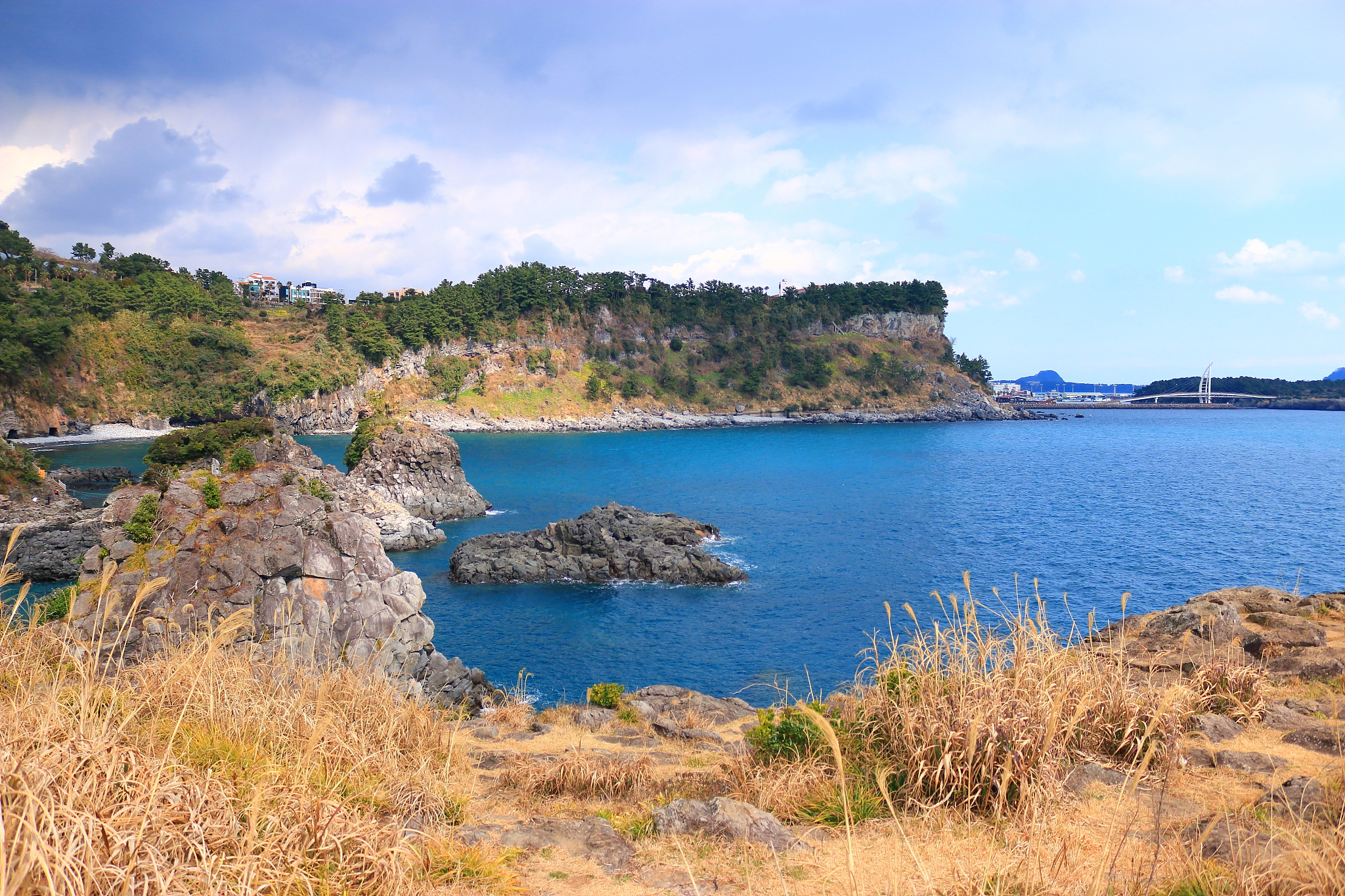faerie bath, coast, cliff, lava, sea,