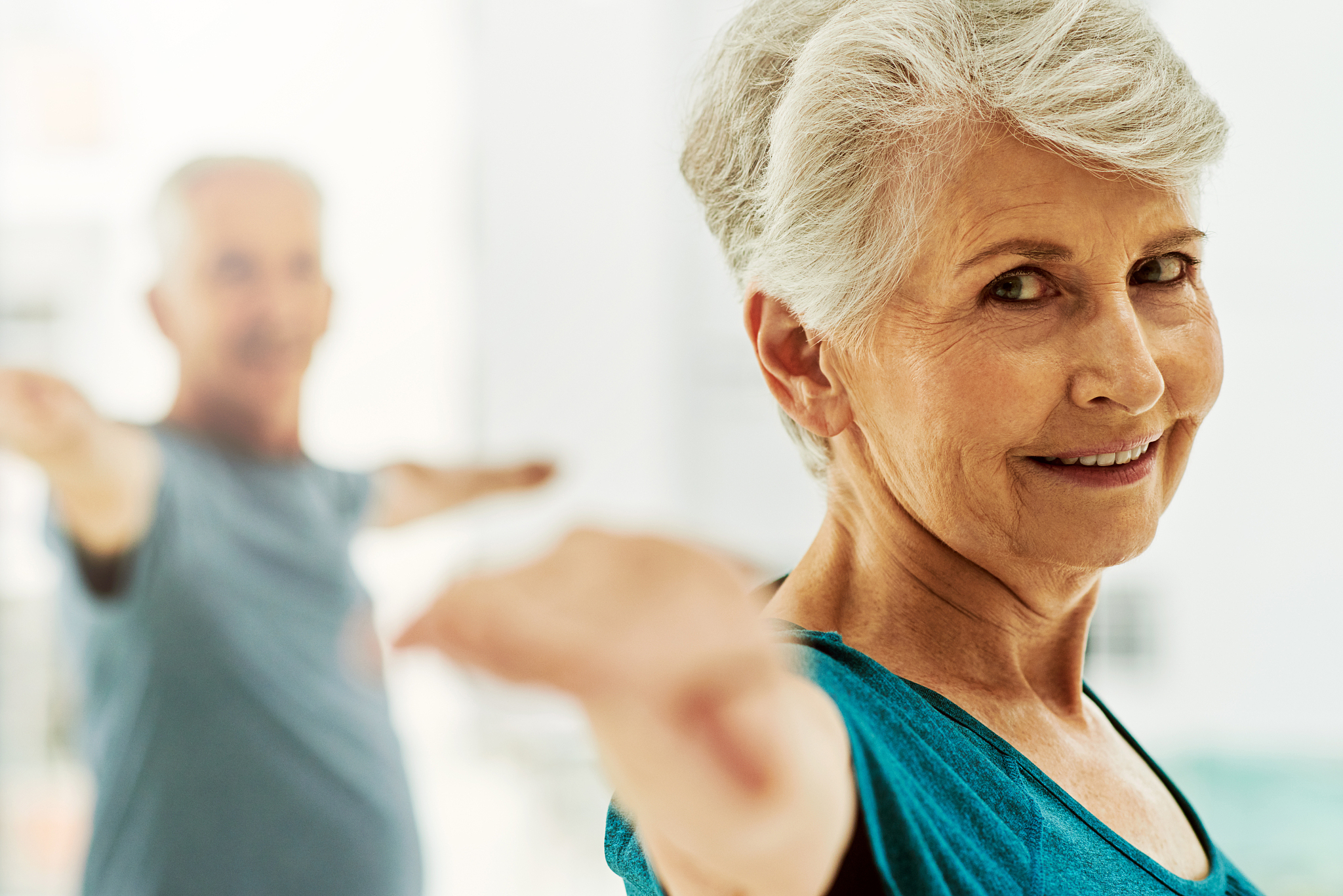 老人七三偏忘年苦心一片脑开窍彩球购得空中放飞上蓝天步步高这nz句话分