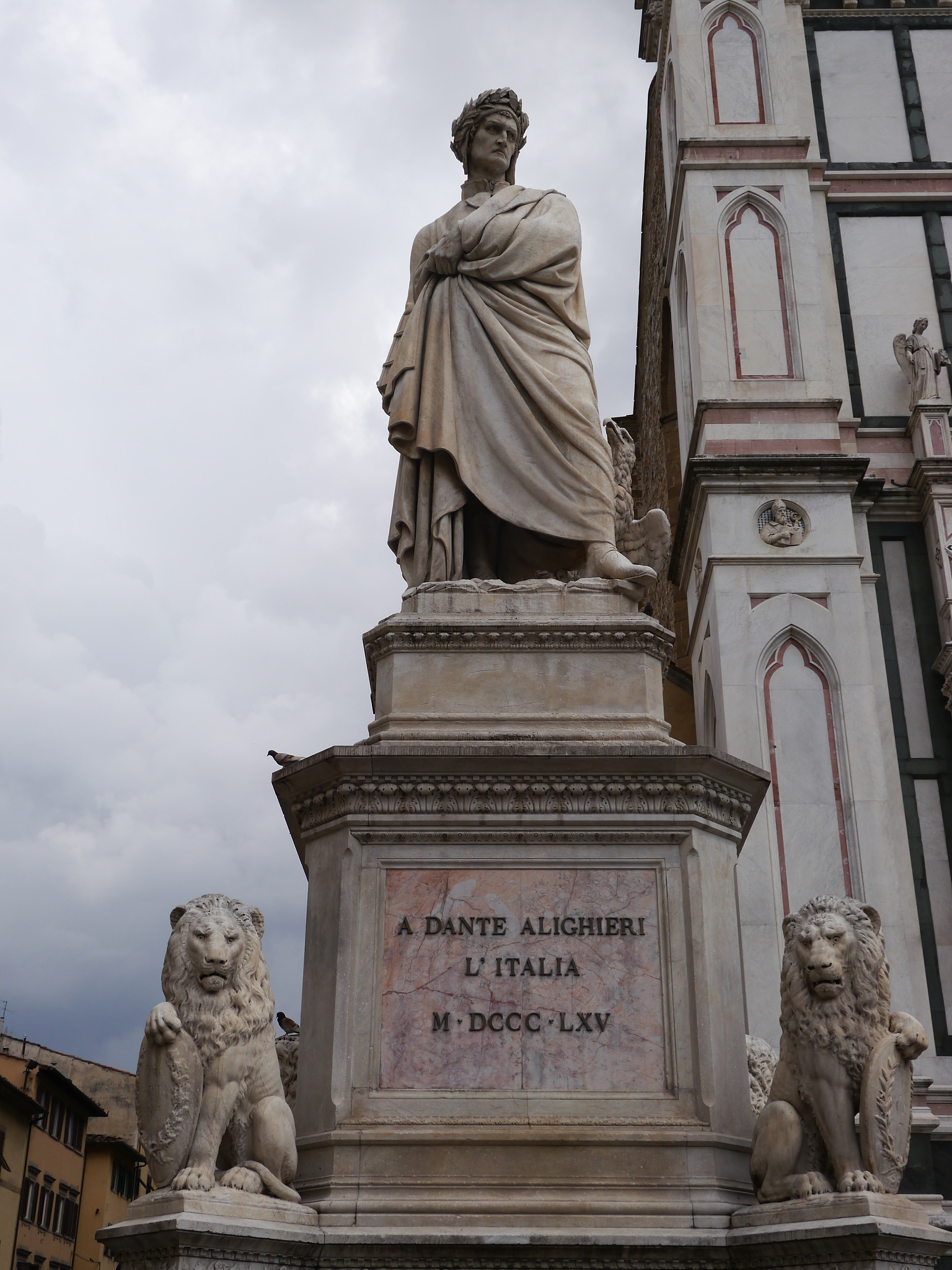 帮我规划一个意大利那不勒斯、罗马、比萨、佛罗伦萨、威尼斯、米兰的8天行程其中罗马游玩两天