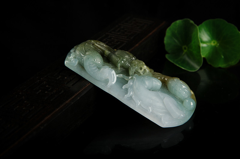 一个玉坠特写