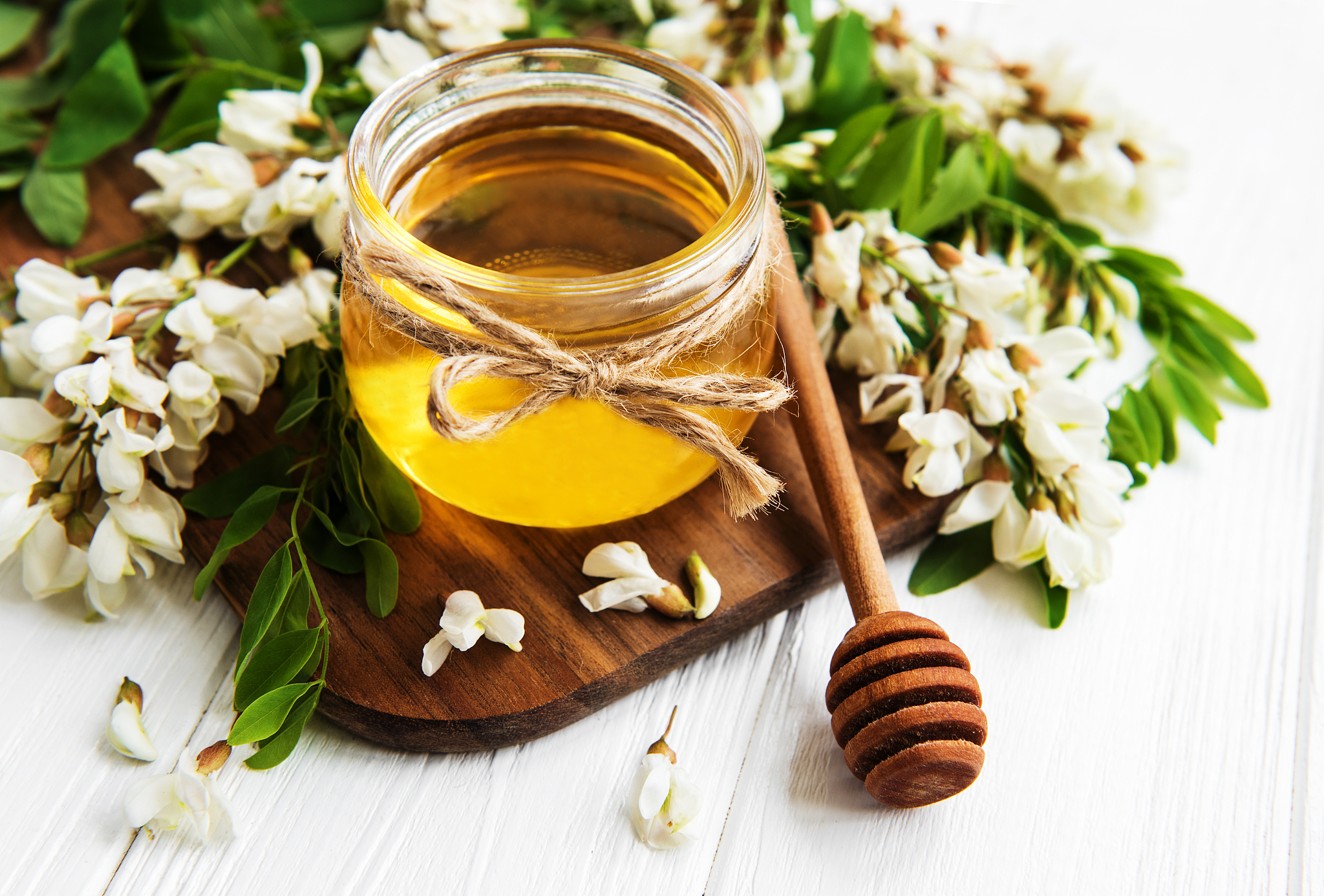 喂糖的蜂蜜和纯蜂蜜的区别：营养、功效大不同！