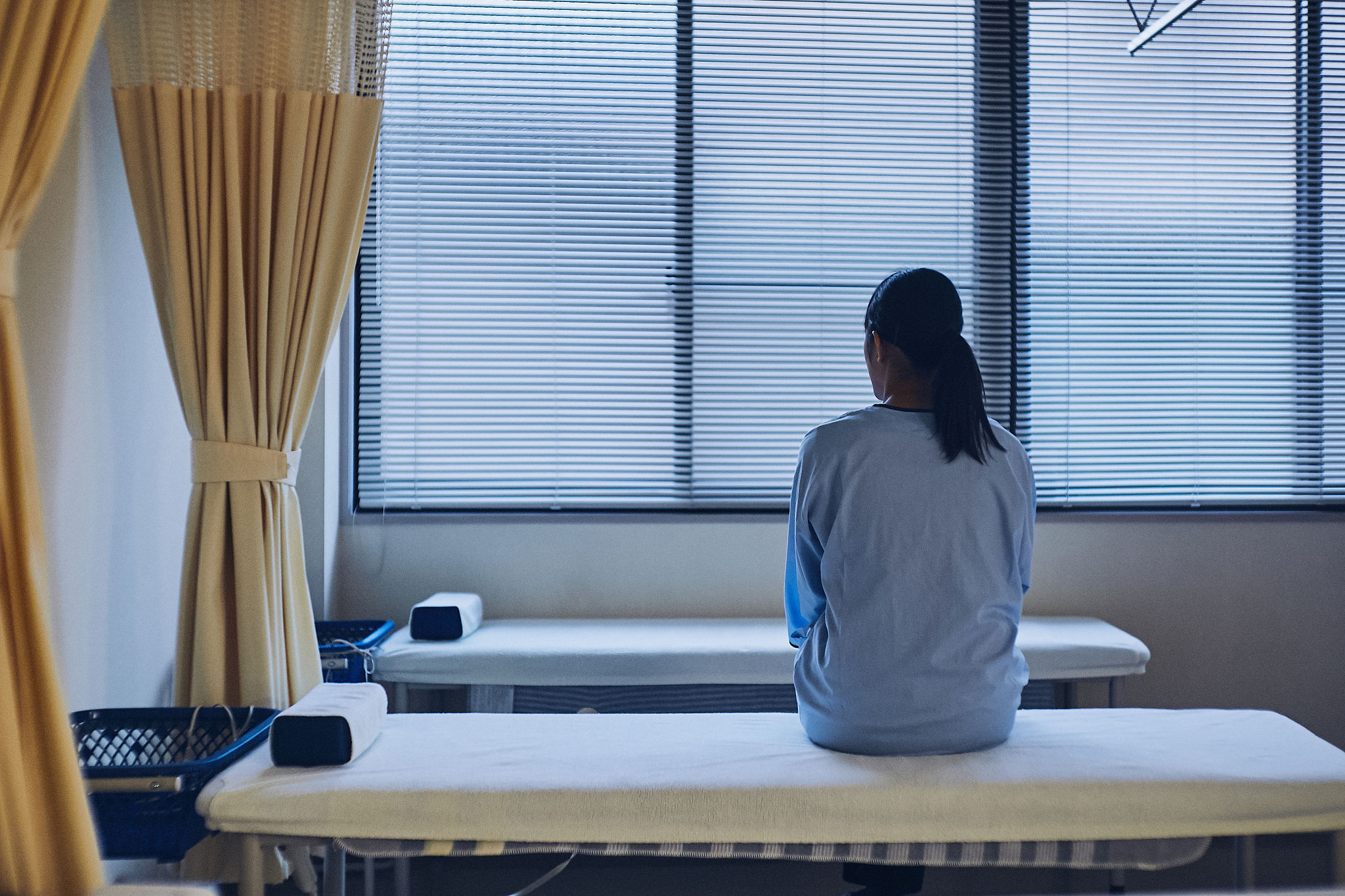 大专护理进大医院难吗？有前途吗？