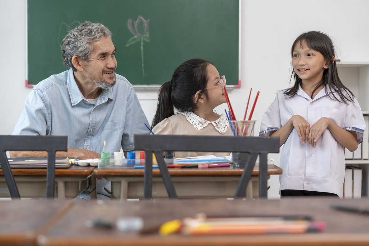 假设你是一个老师 假设你是一个老师