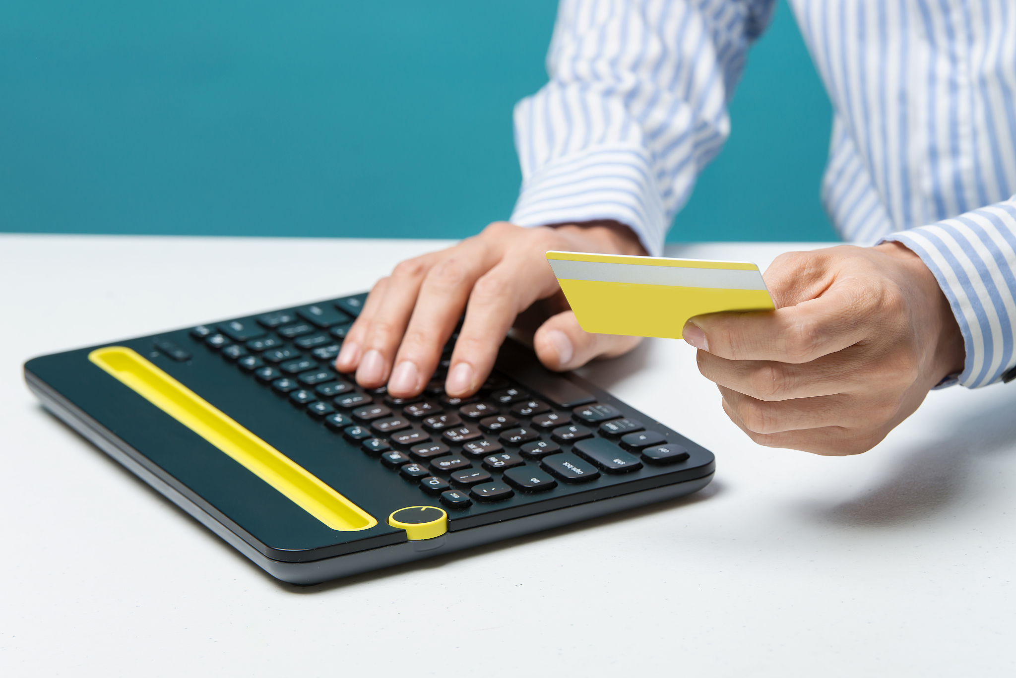 西安工业科技技术学校哪些专业比较热呢