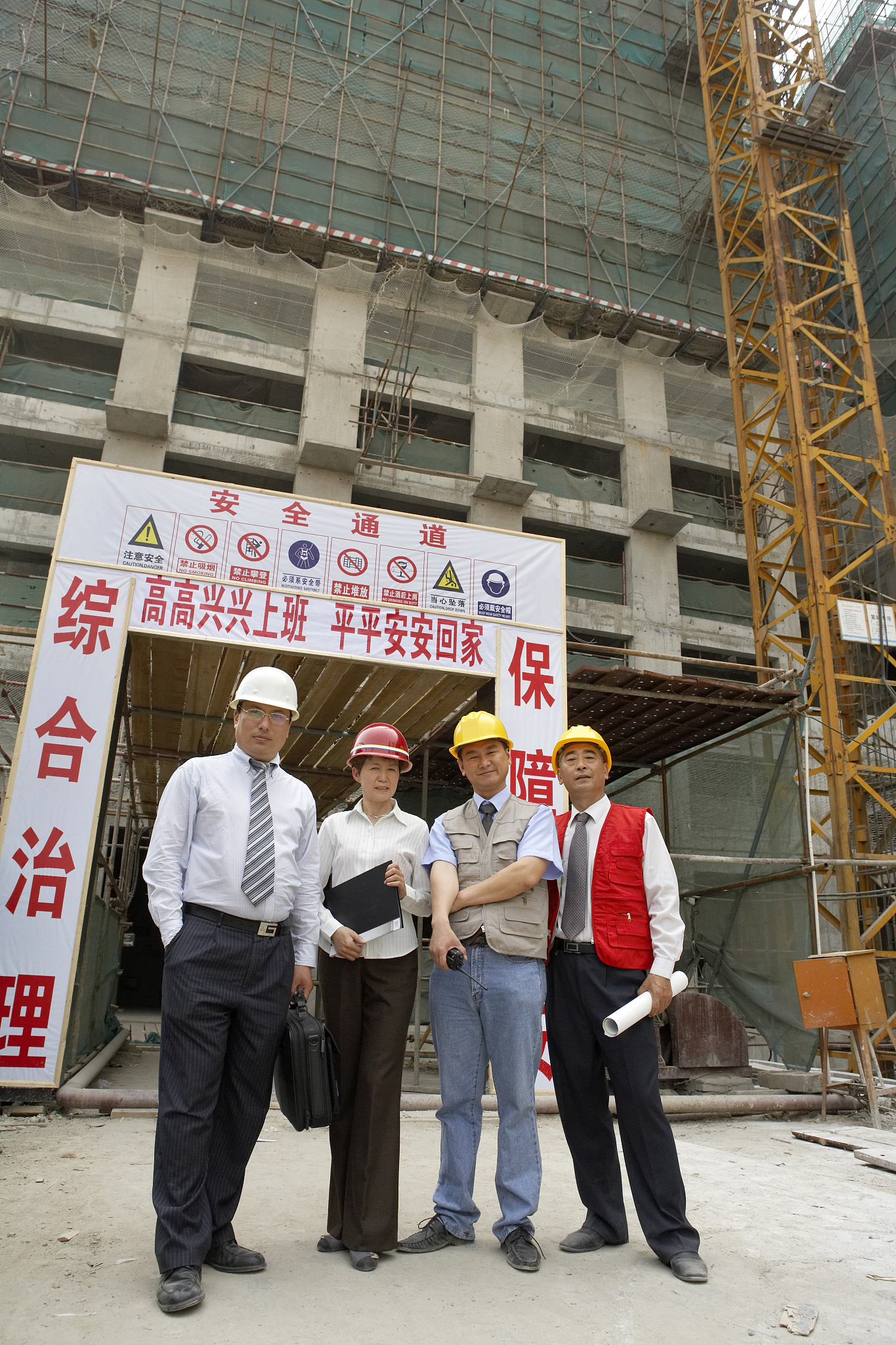 写一篇关于在新疆乌鲁木齐市顺源建筑工程公司施工技术员岗位实践过程中学习《混凝土结构原理》、《路基路面工程》相关专业知识的经历请结合具体实例进行阐述不得抄袭。